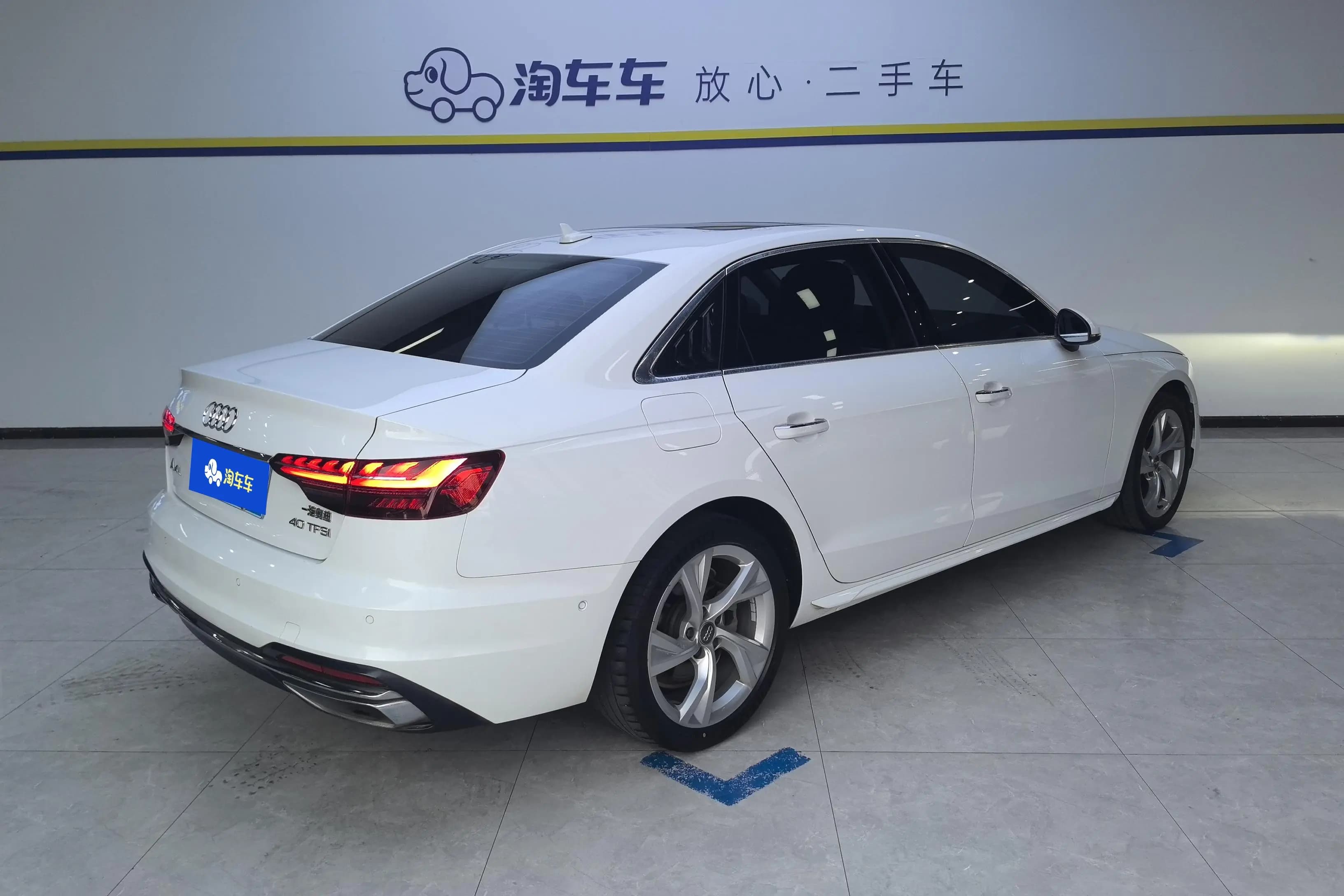 Audi A4L 2021 г. 79807 км. — фото 3