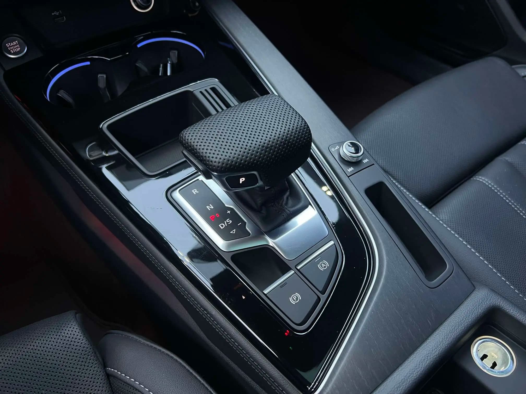 Audi A4L 2023 г. 27006 км. — фото 15