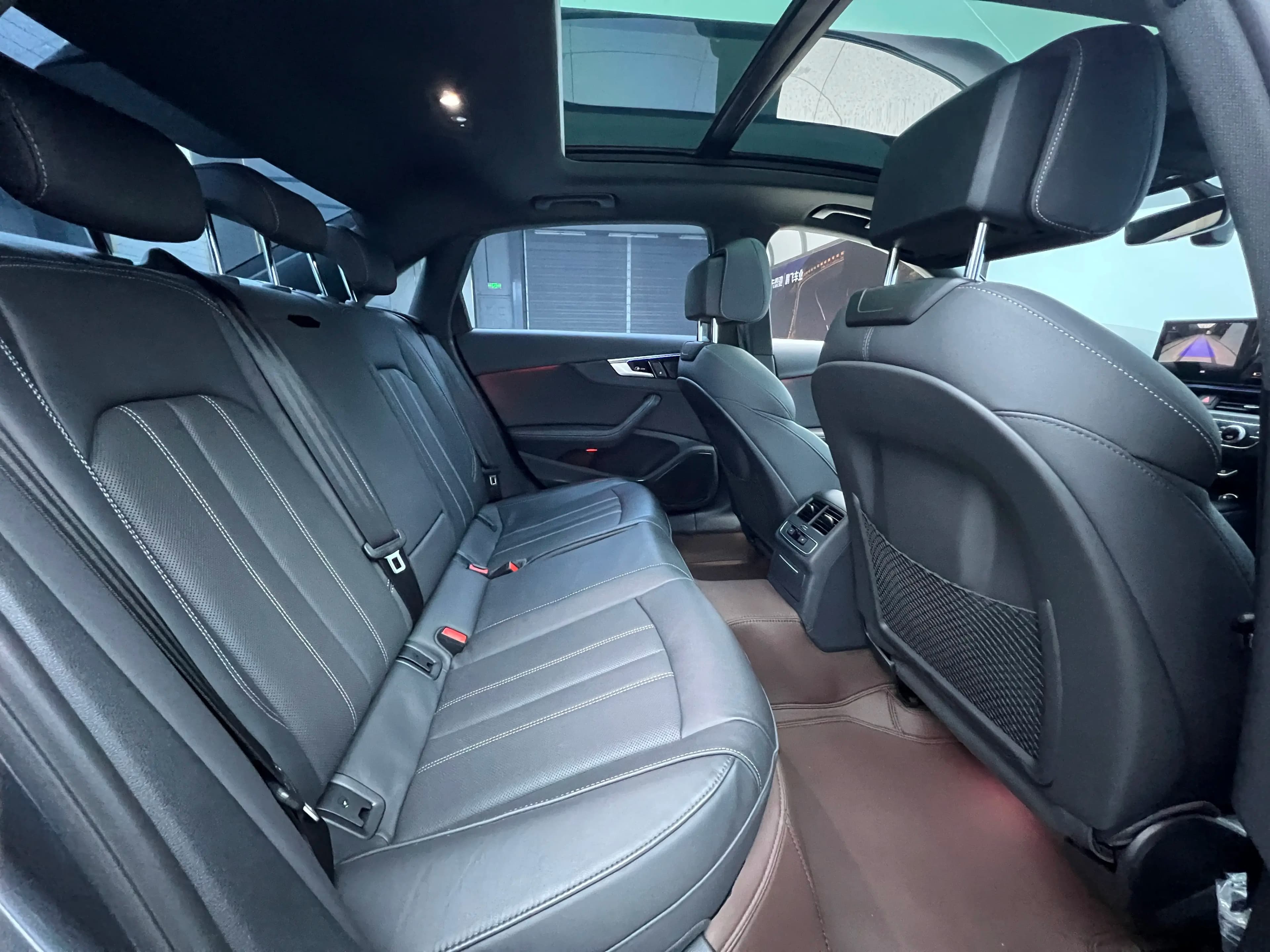 Audi A4L 2023 г. 27006 км. — фото 26