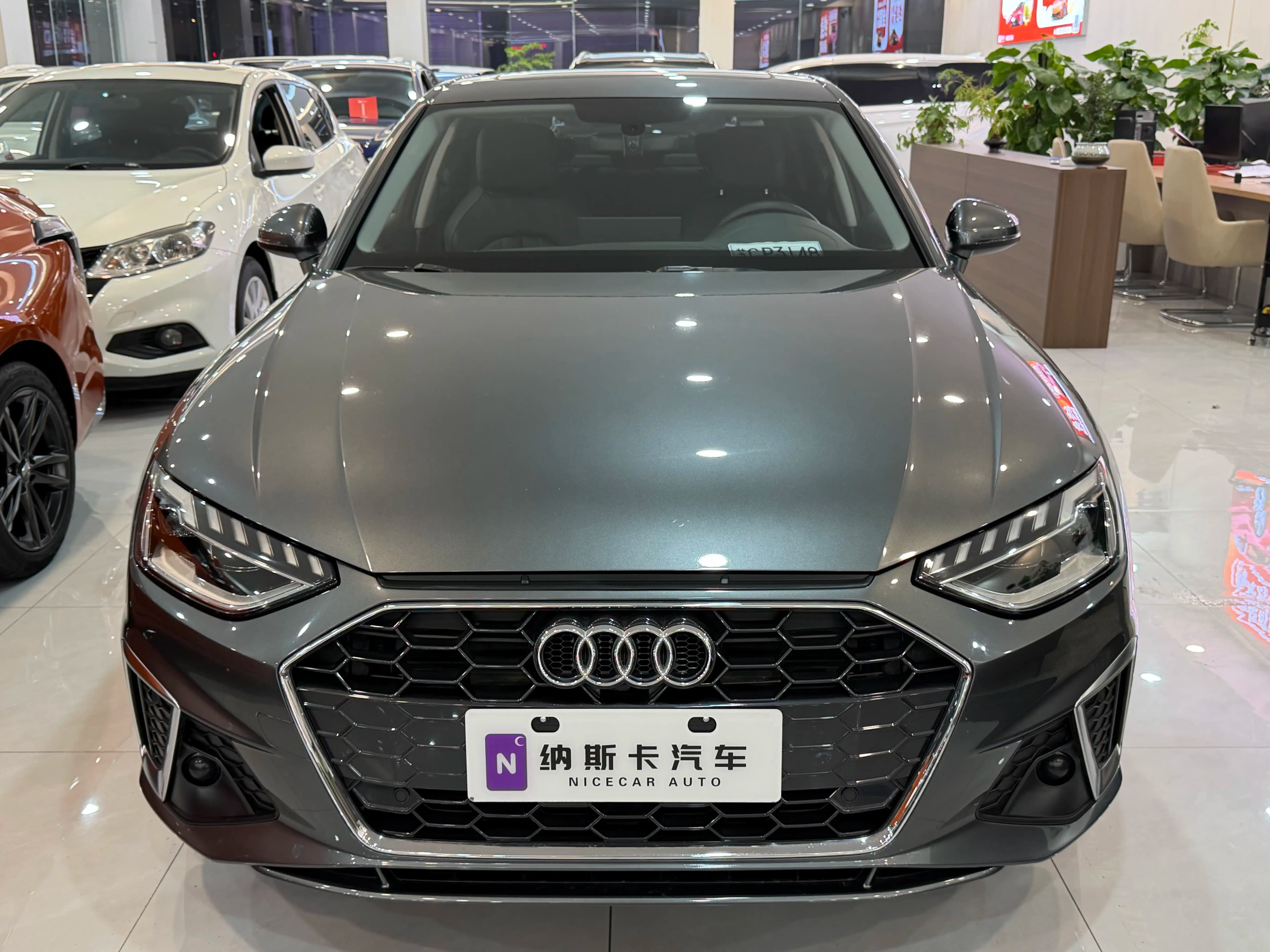 Audi A4L 2021 г. 69804 км. — фото 2