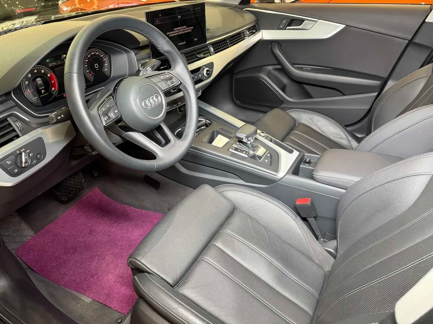 Audi A4L 2021 г. 69804 км. — фото 12