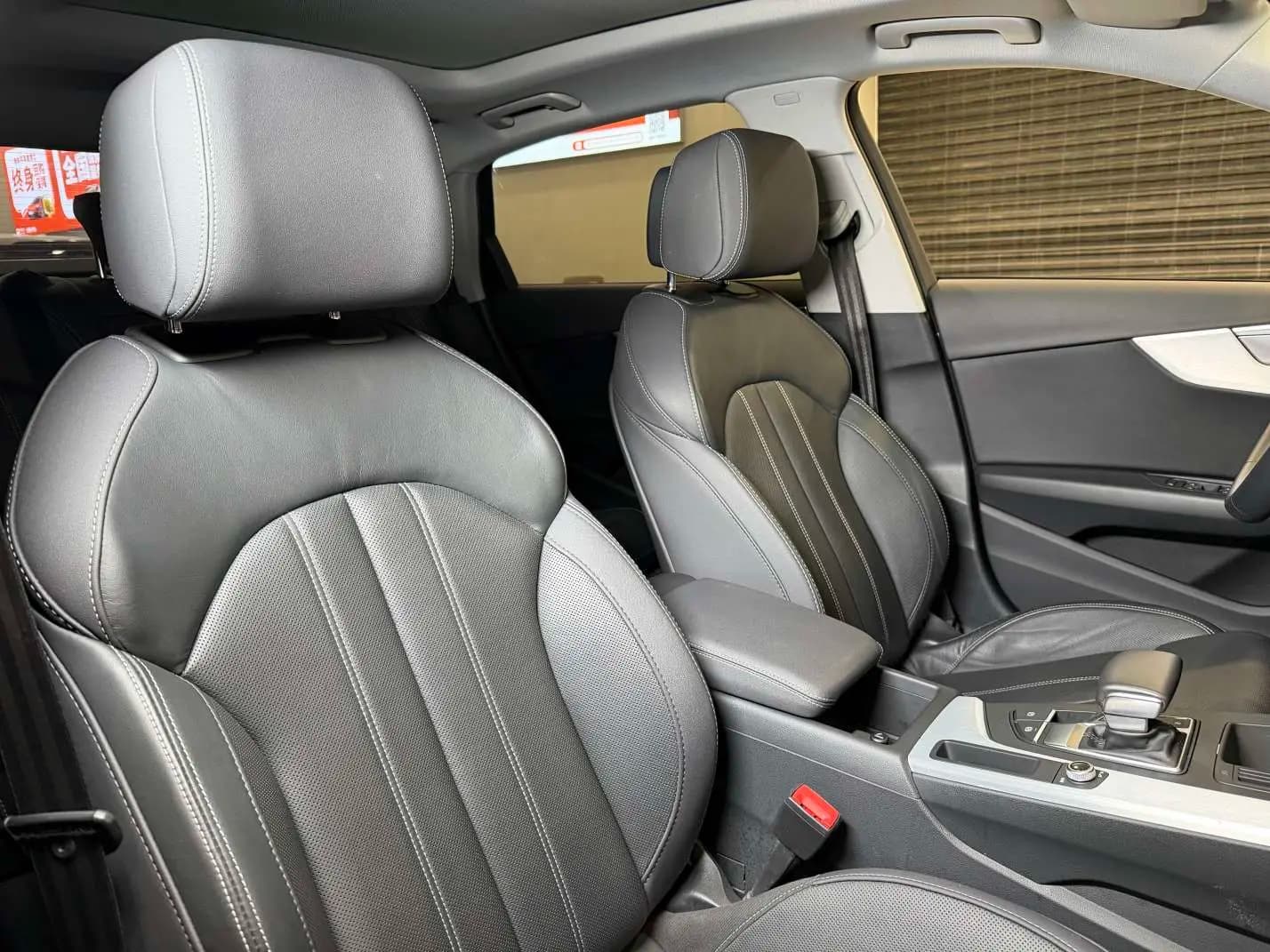 Audi A4L 2021 г. 69804 км. — фото 13