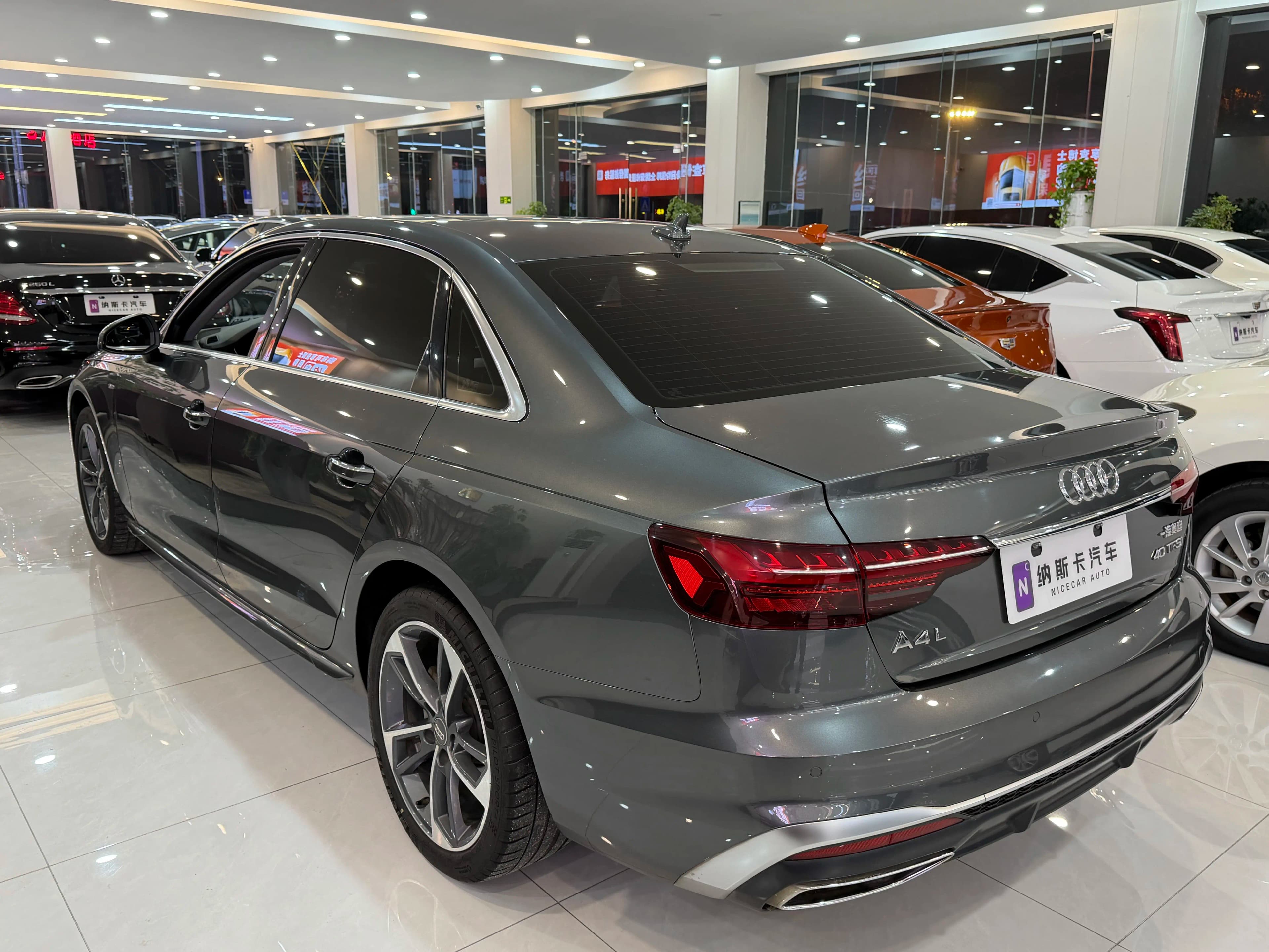 Audi A4L 2021 г. 69804 км. — фото 4