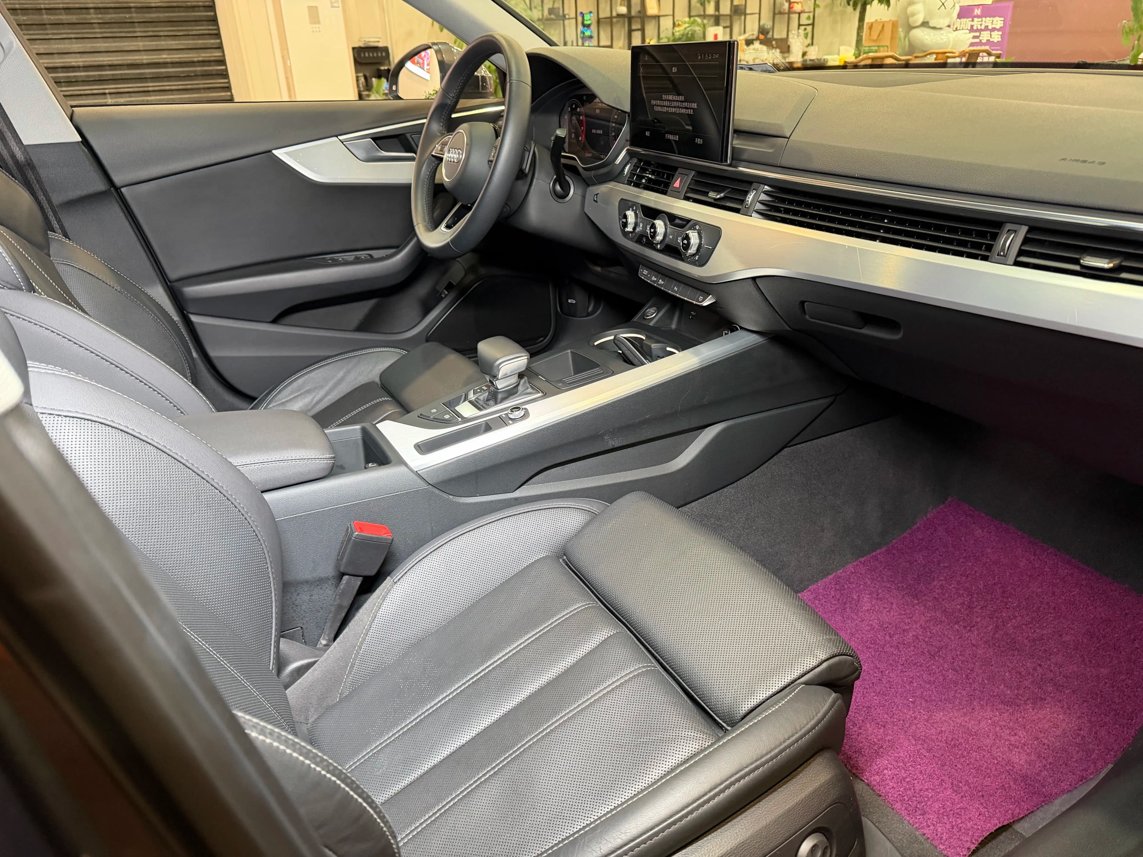Audi A4L 2021 г. 69804 км. — фото 7