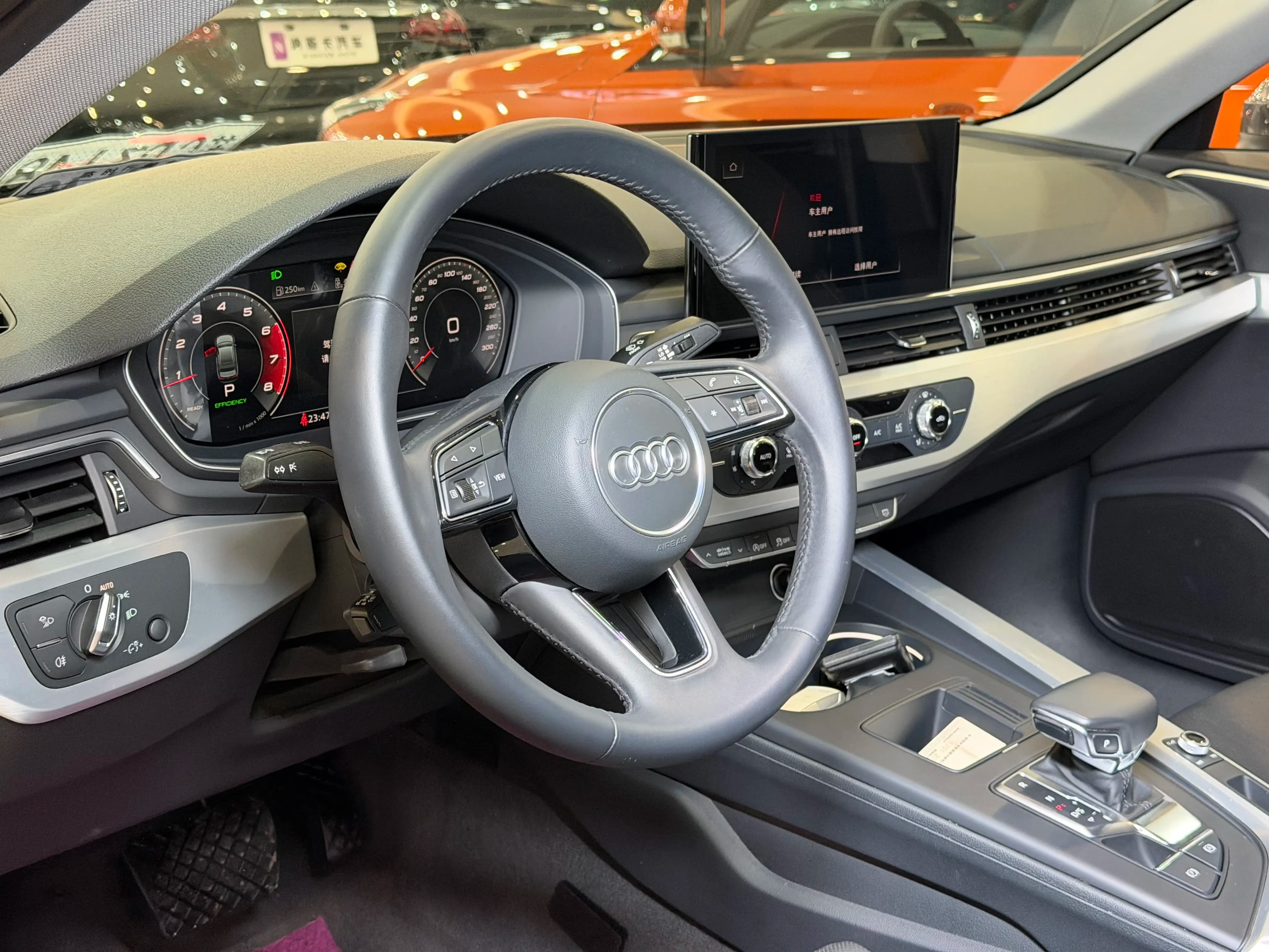 Audi A4L 2021 г. 69804 км. — фото 10