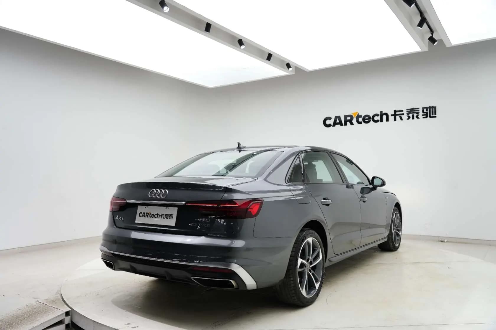 Audi A4L 2021 г. 69048 км. — фото 7