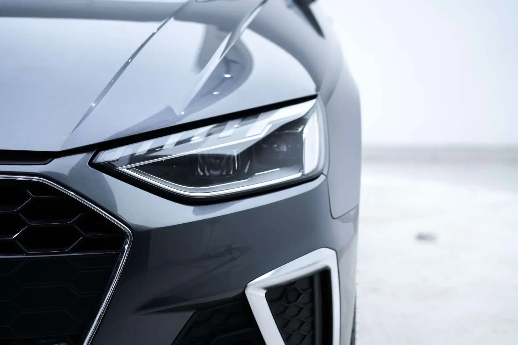 Audi A4L 2021 г. 69048 км. — фото 9
