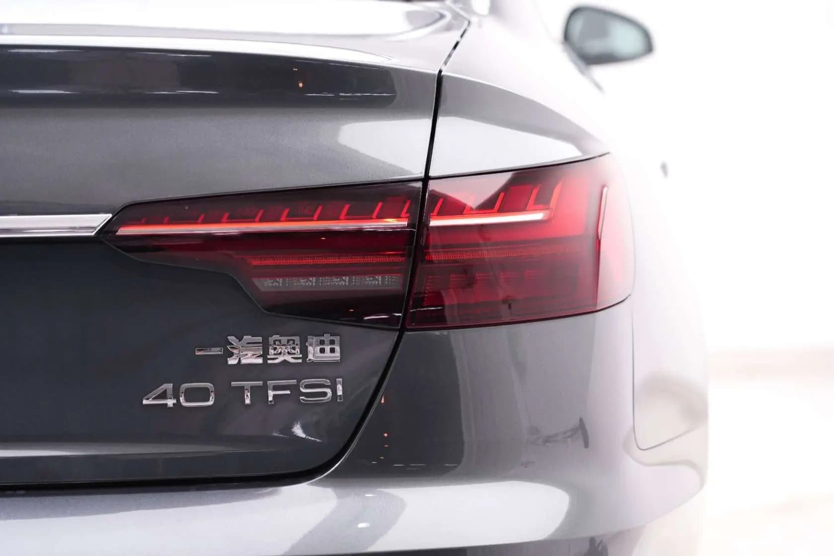 Audi A4L 2021 г. 69048 км. — фото 10