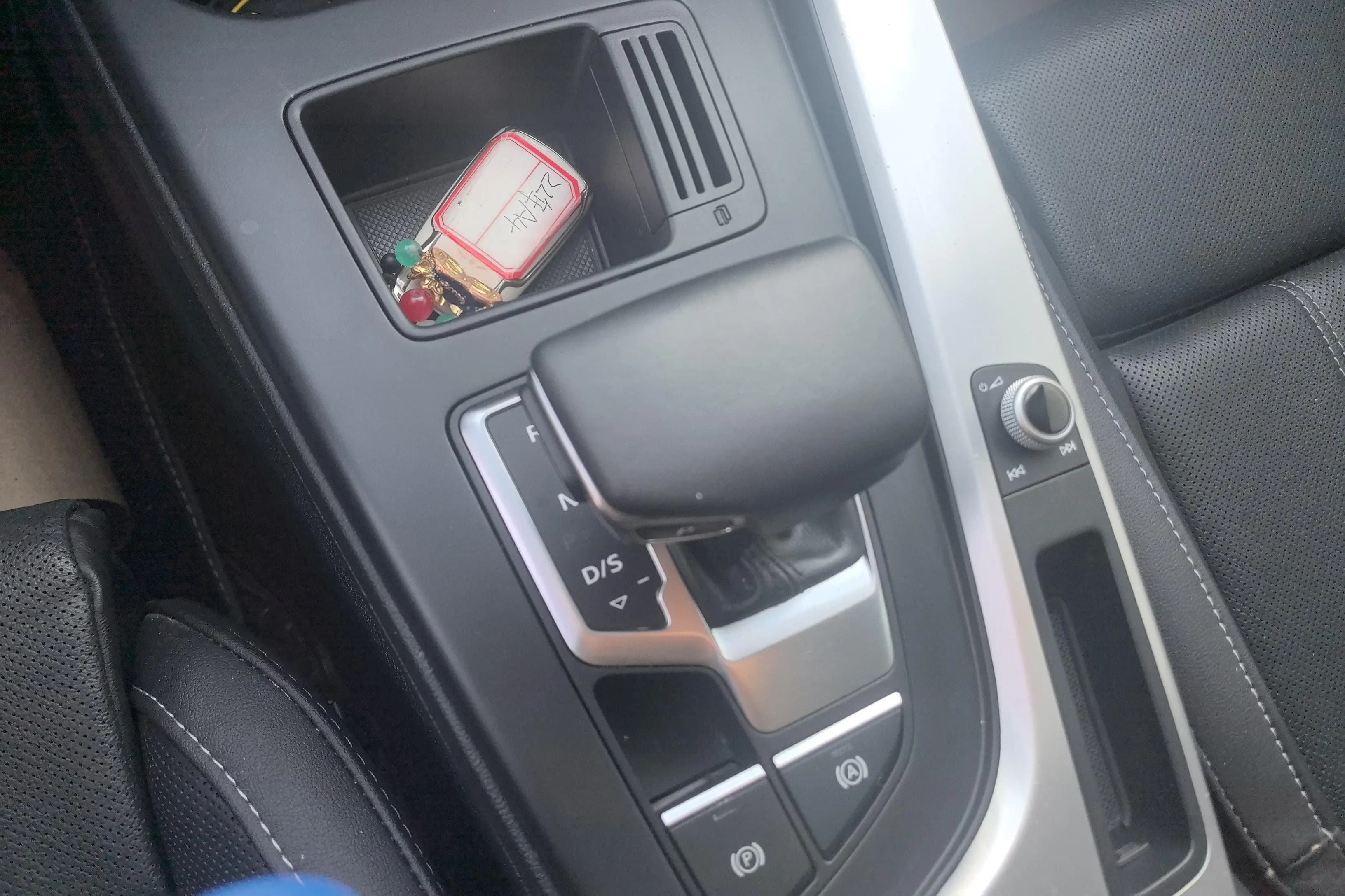 Audi A4L 2022 г. 32340 км. — фото 14