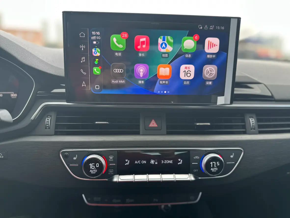 Audi A4L 2023 г. 44123 км. — фото 18