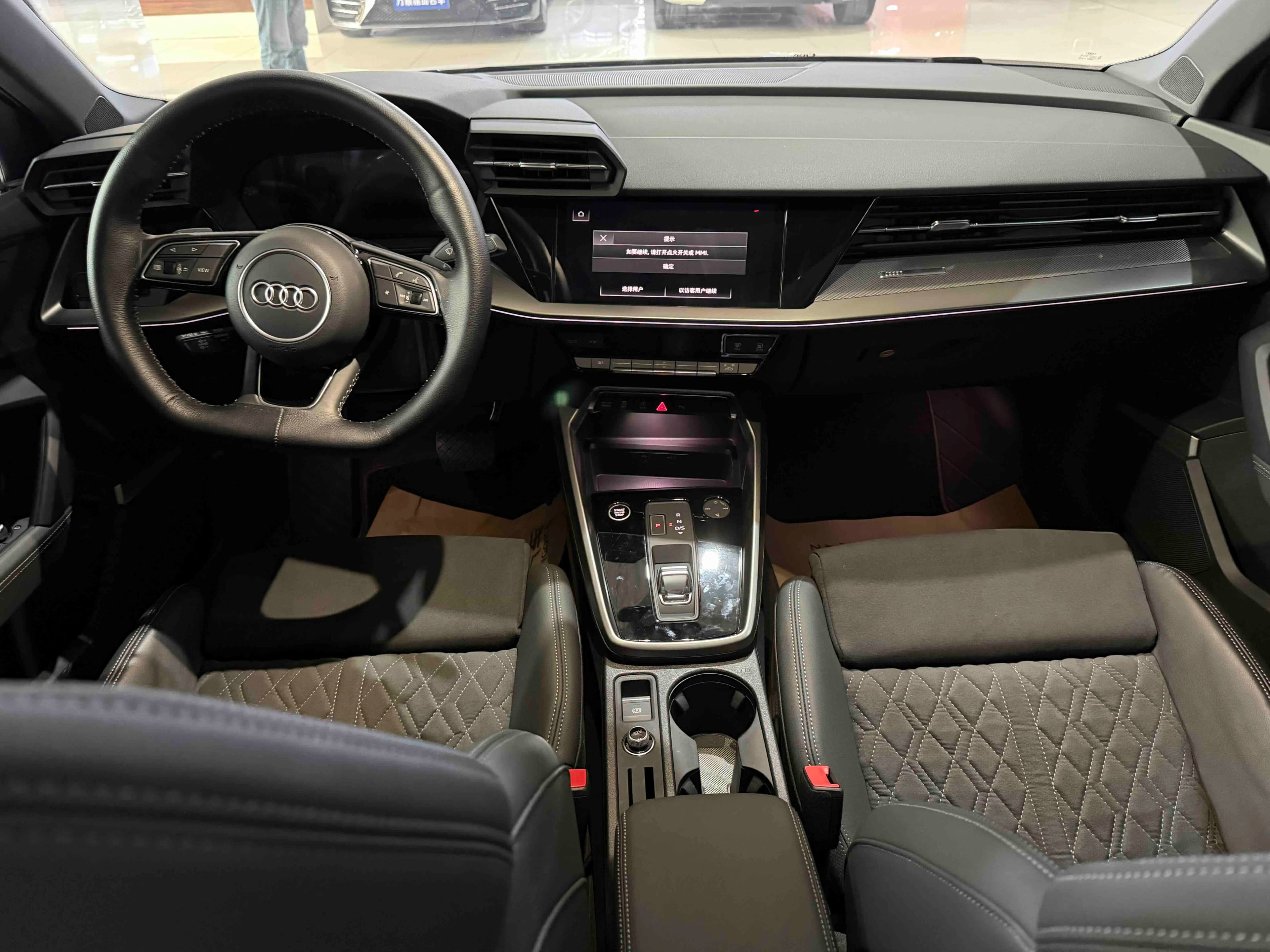 Audi A3 2024 г. 9649 км. — фото 11