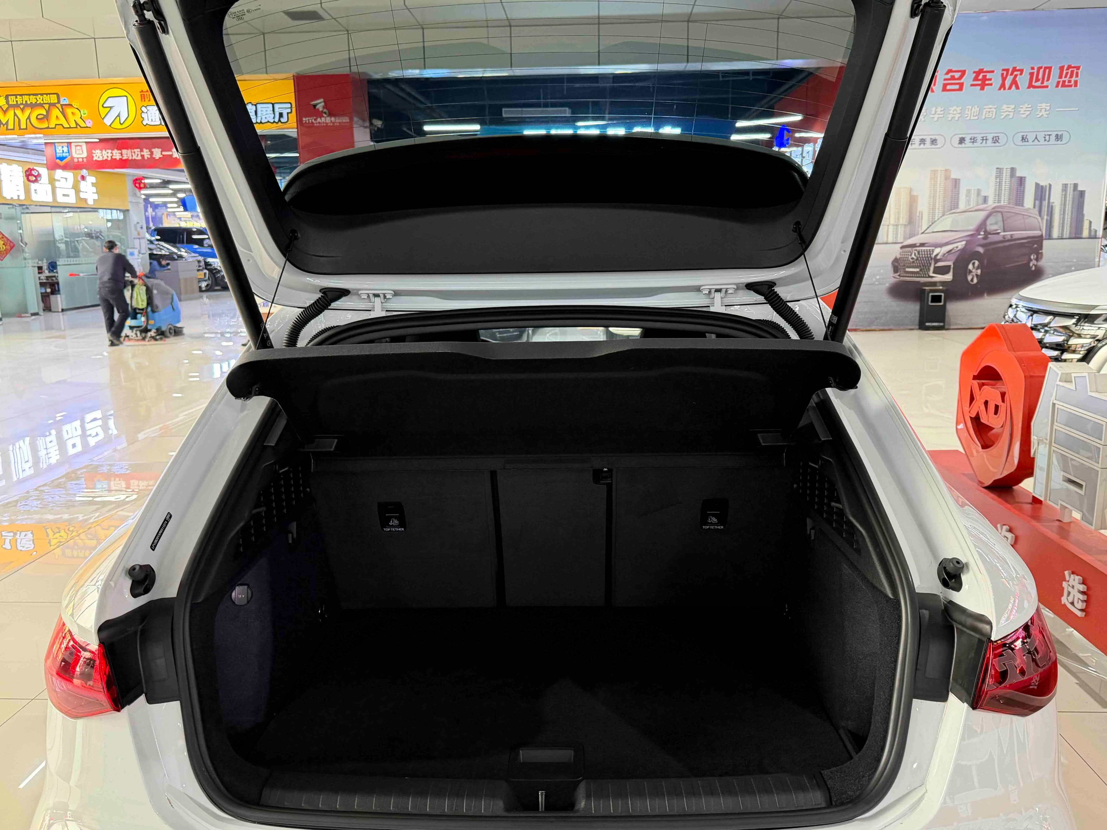 Audi A3 2024 г. 9649 км. — фото 17