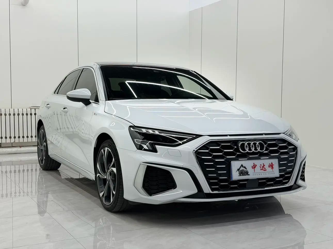 Audi A3 2021 г. 45008 км. — фото 3