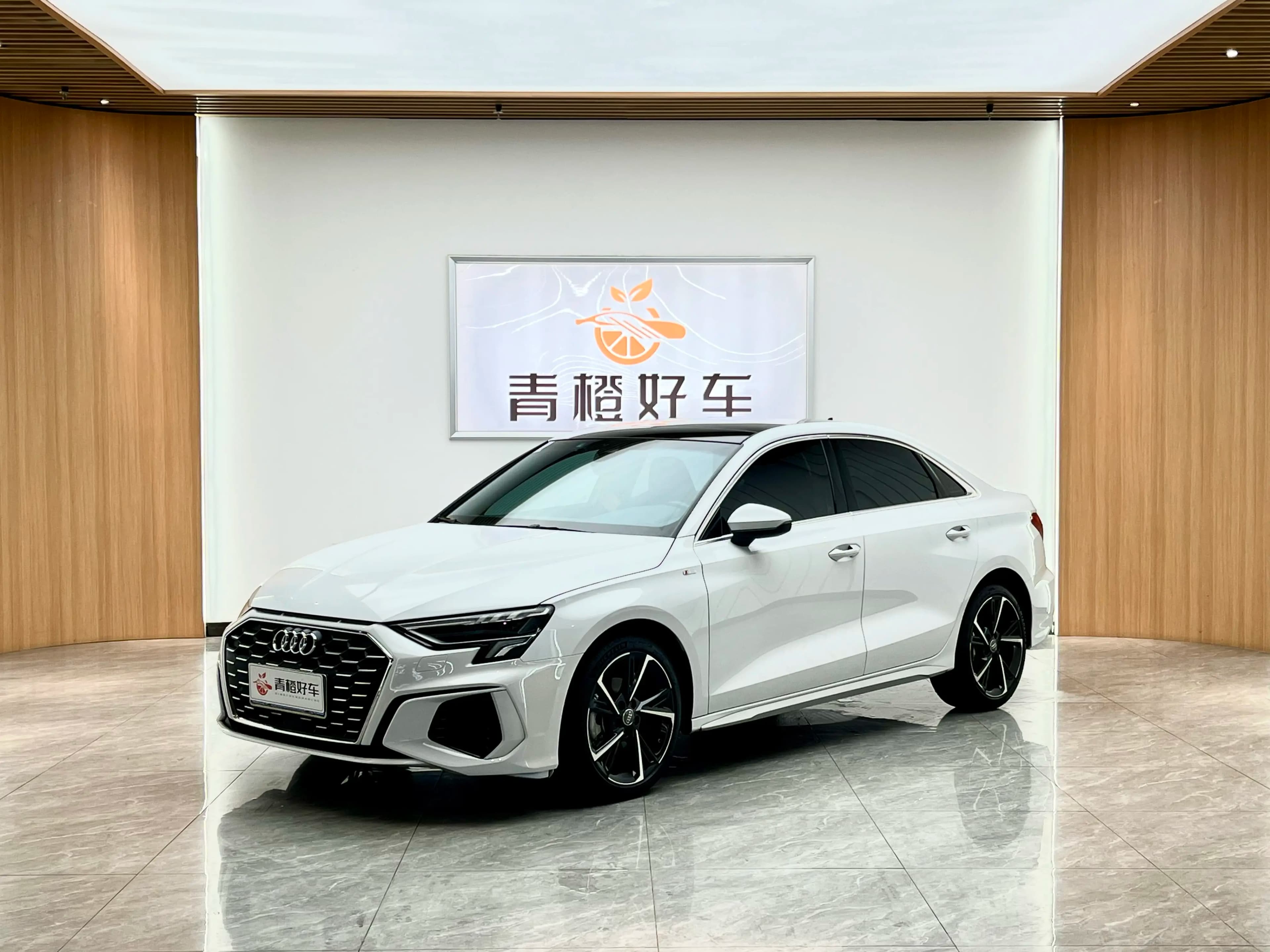 Audi A3 2022 г. 76011 км.