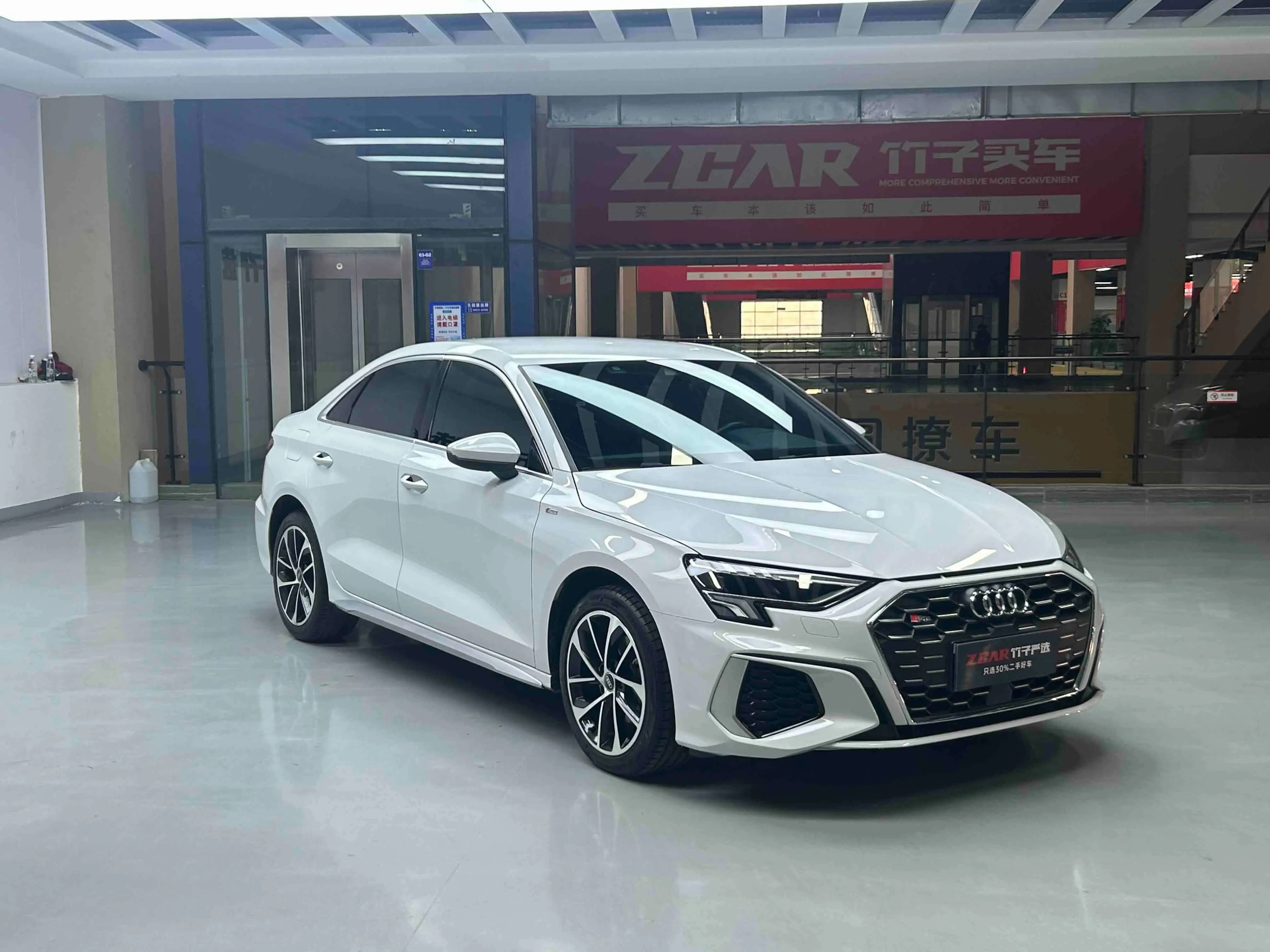 Audi A3 2022 г. 64012 км. — фото 3