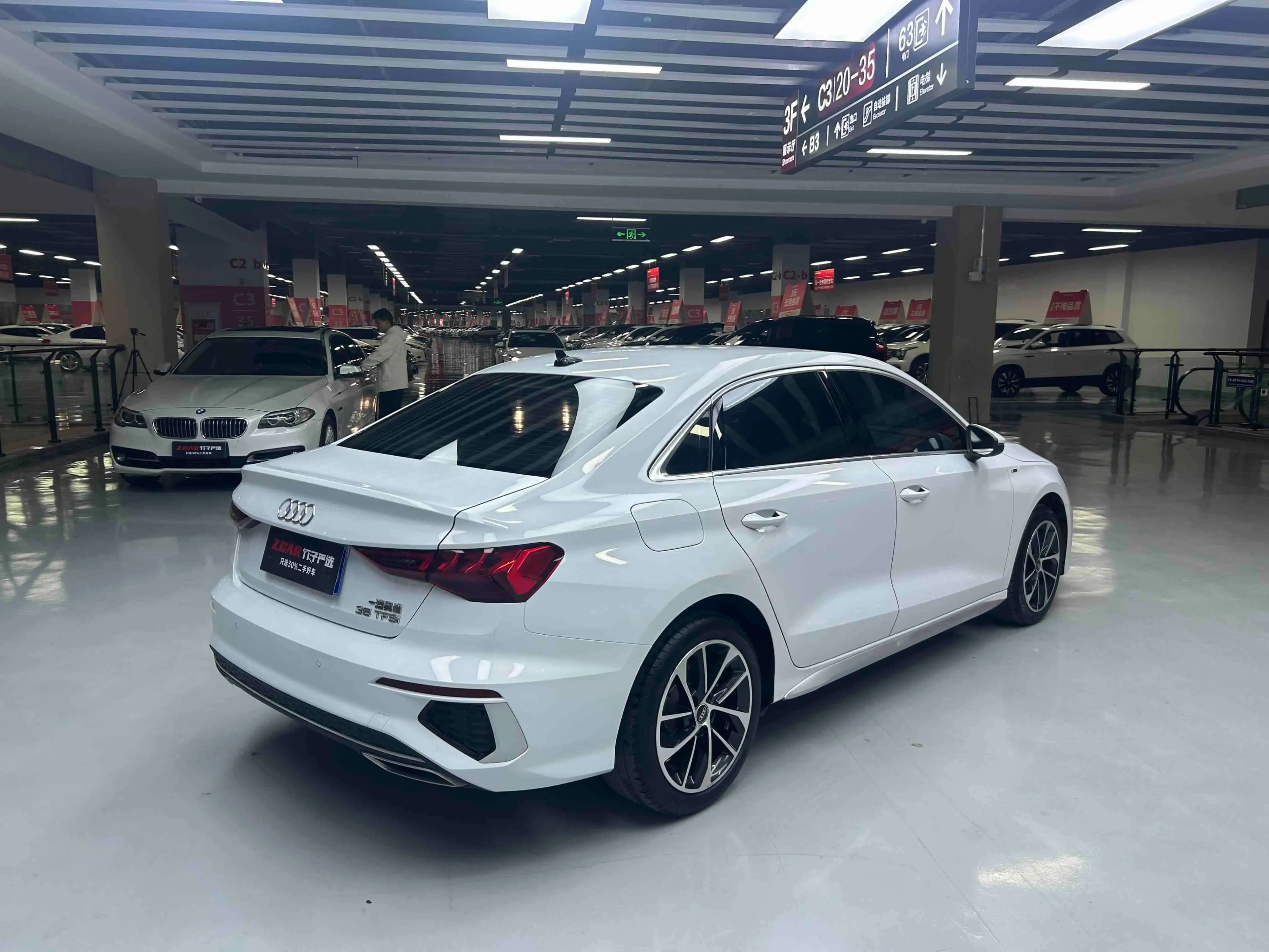 Audi A3 2022 г. 64012 км. — фото 5