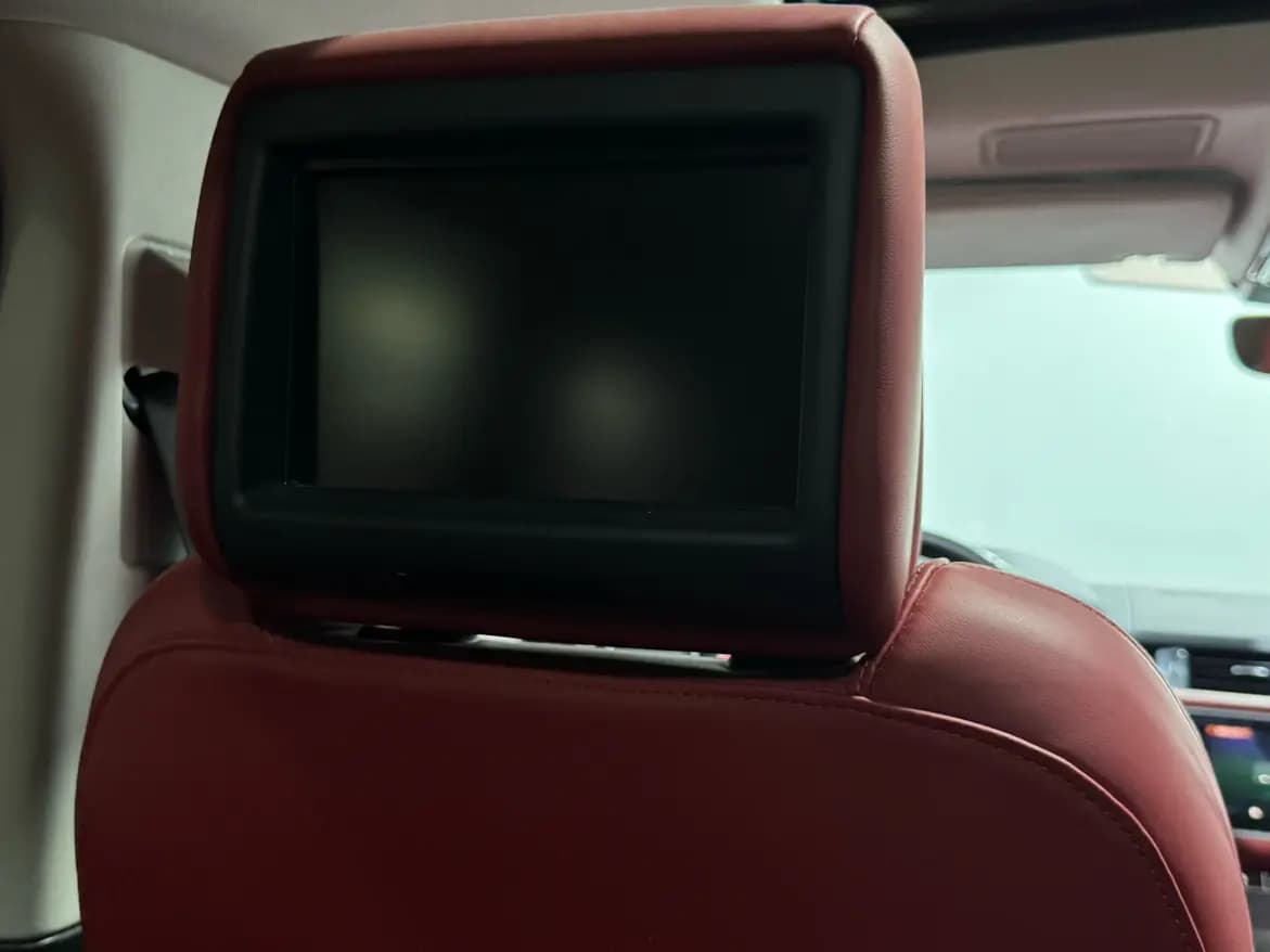 Land Rover Range Rover Sport 2021 г. 84030 км. — фото 46
