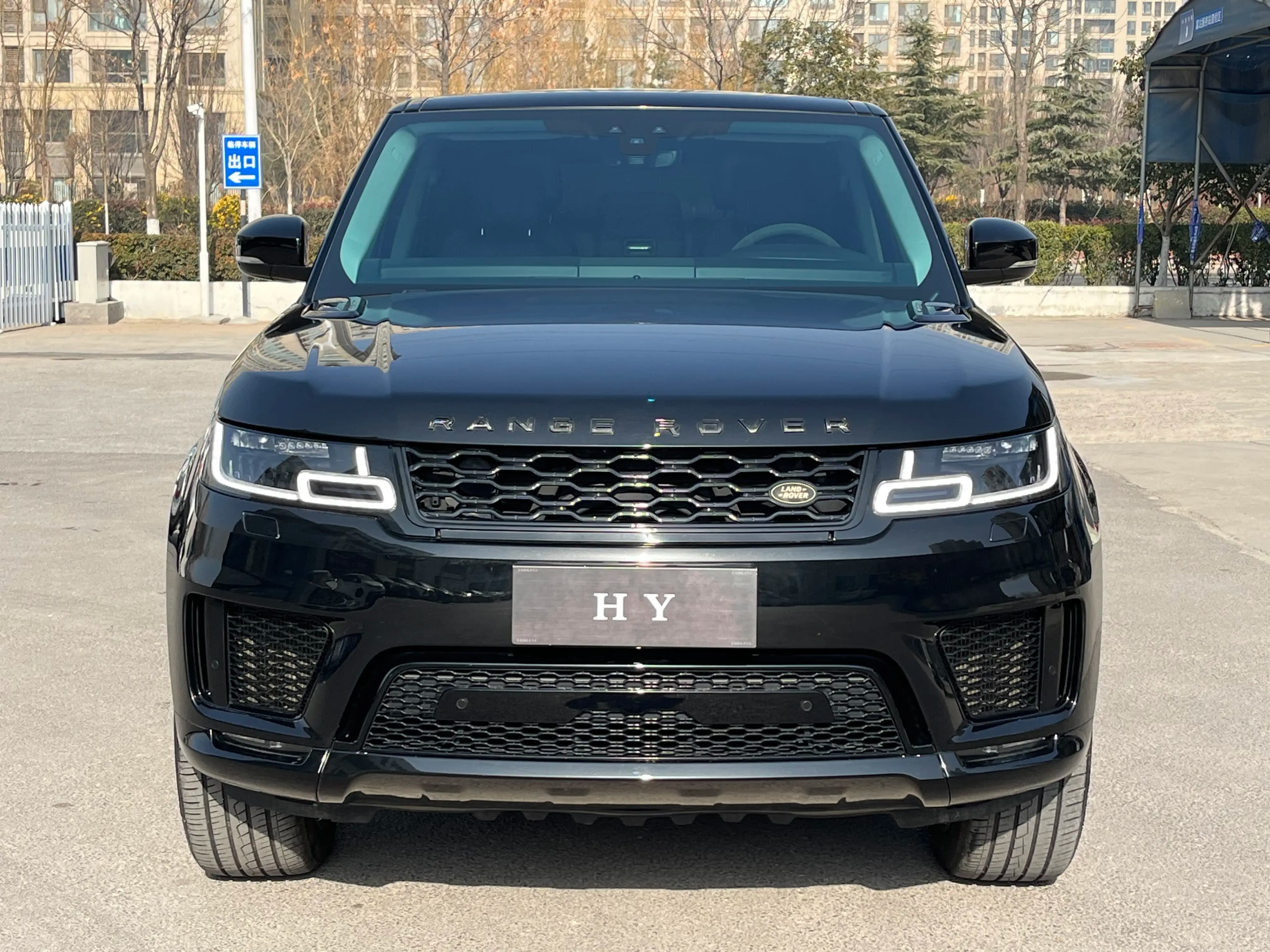 Land Rover Range Rover Sport 2021 г. 82029 км. — фото 2