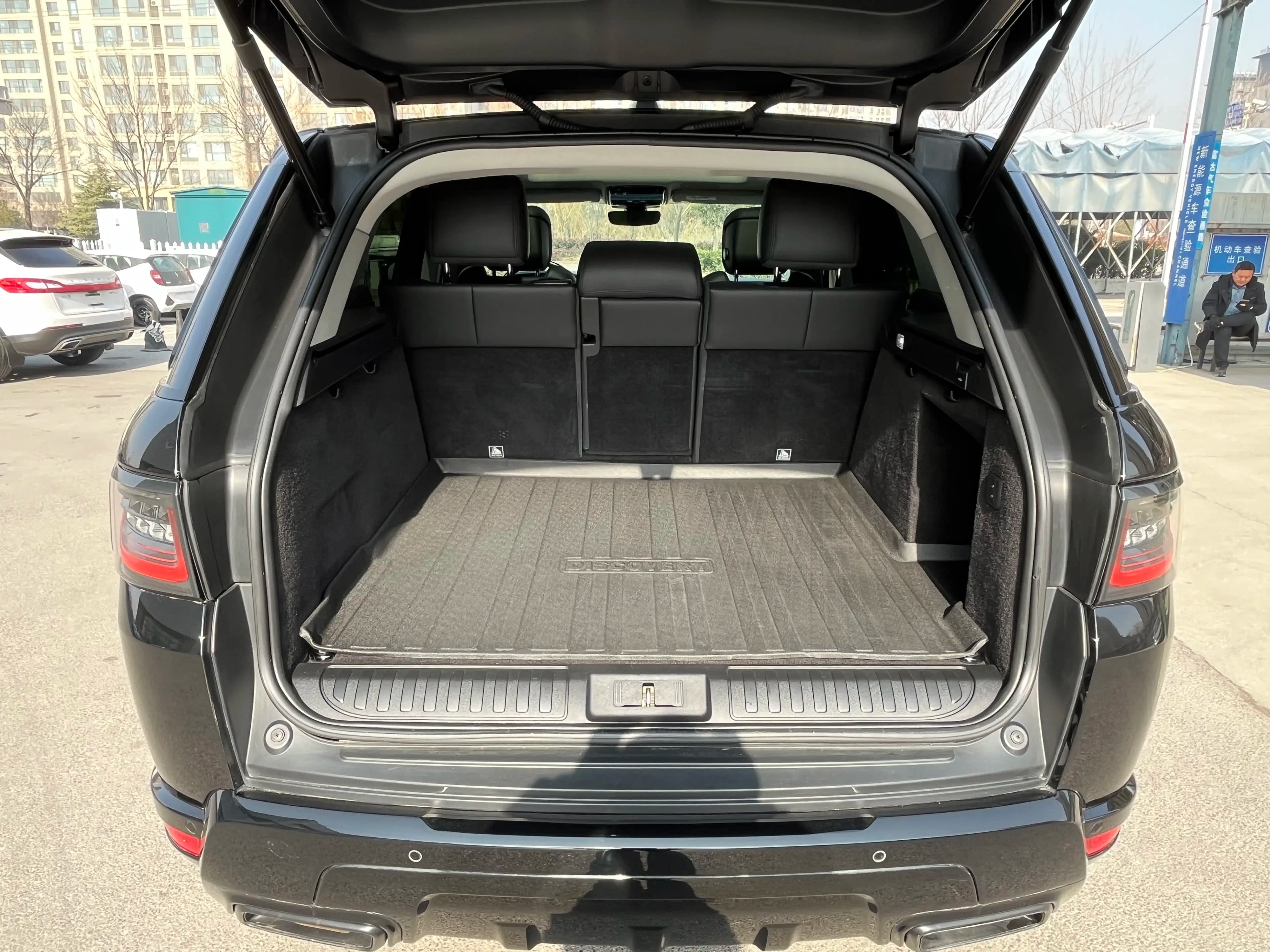 Land Rover Range Rover Sport 2021 г. 82029 км. — фото 17
