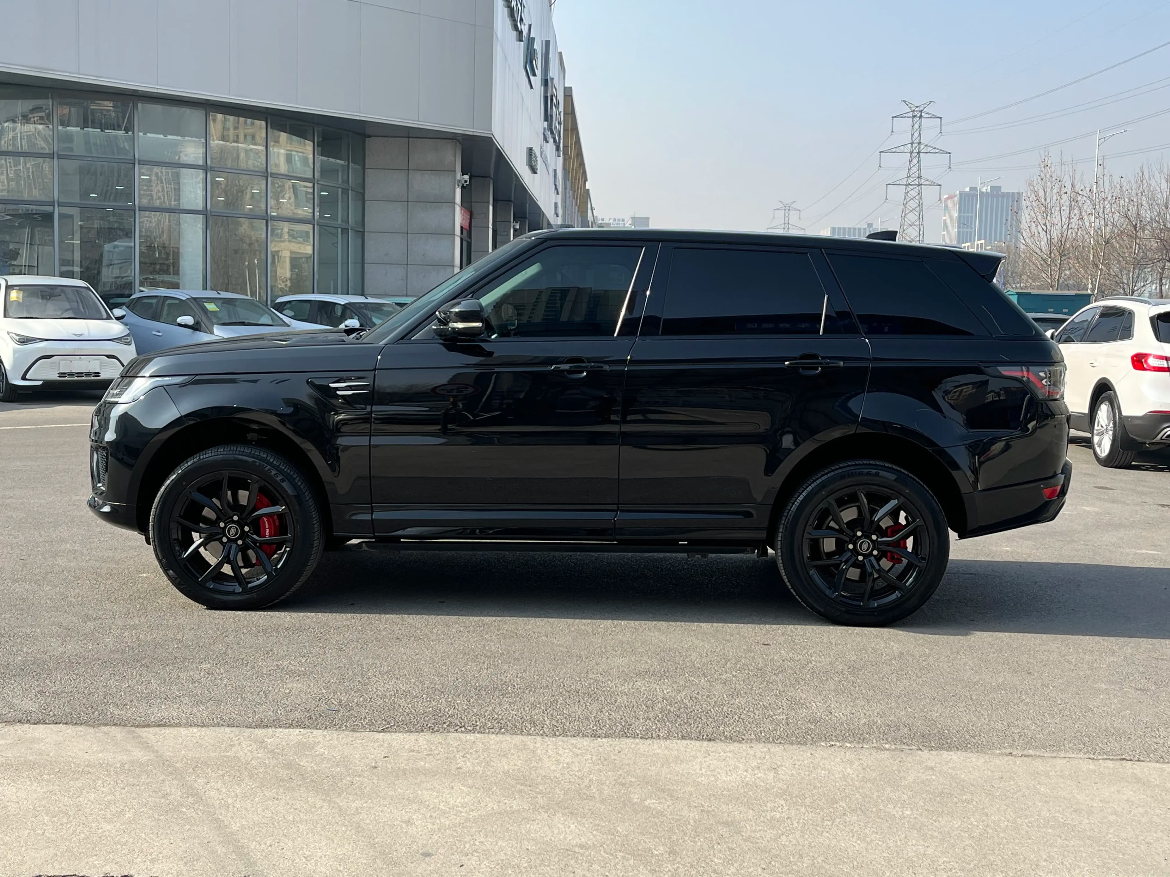 Land Rover Range Rover Sport 2021 г. 82029 км. — фото 4