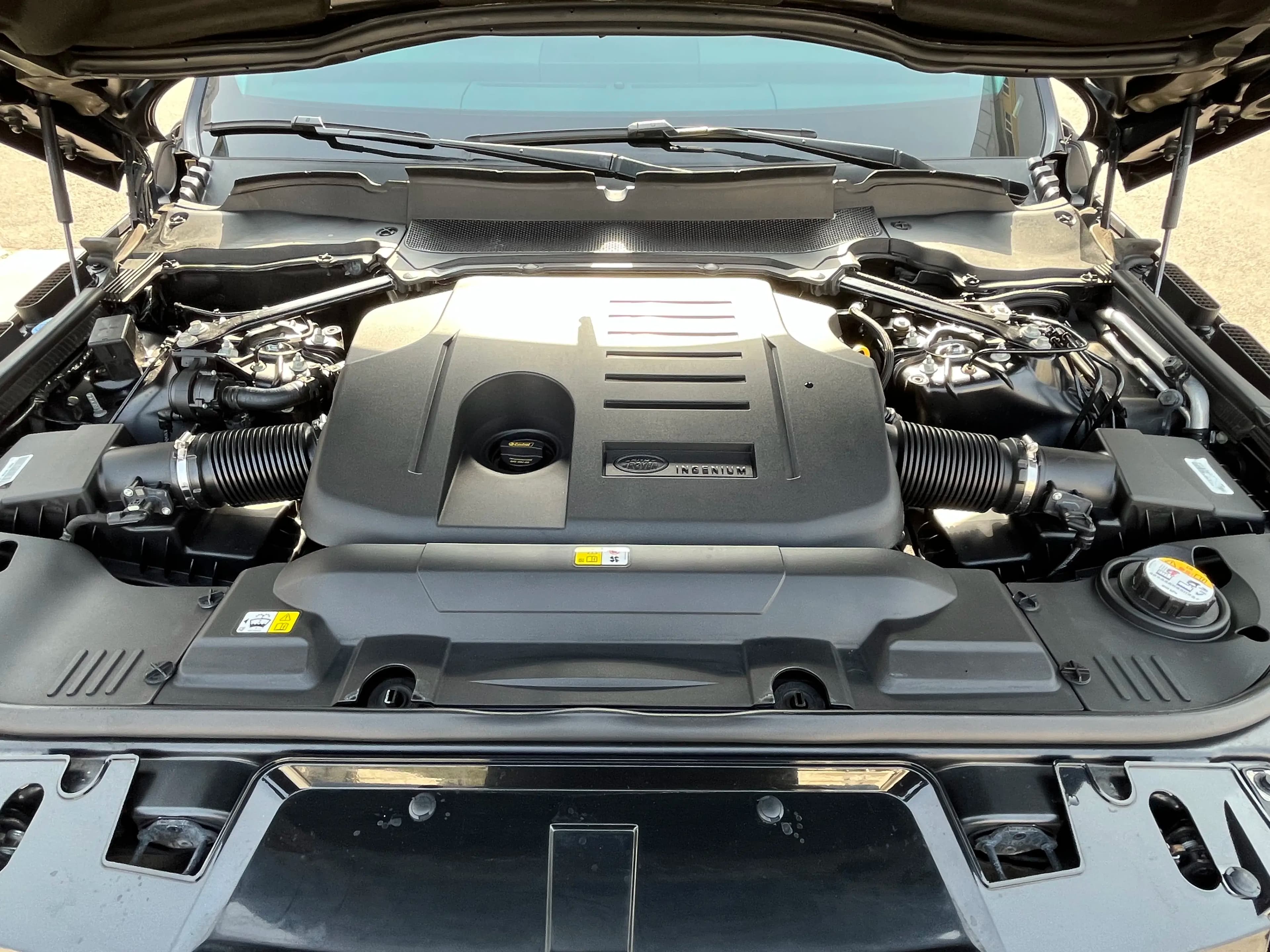 Land Rover Range Rover Sport 2021 г. 82029 км. — фото 9