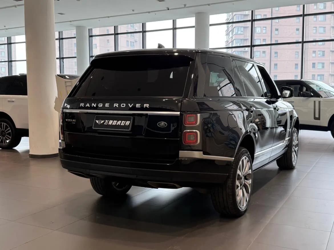 Land Rover Range rover 2021 г. 81043 км. — фото 6