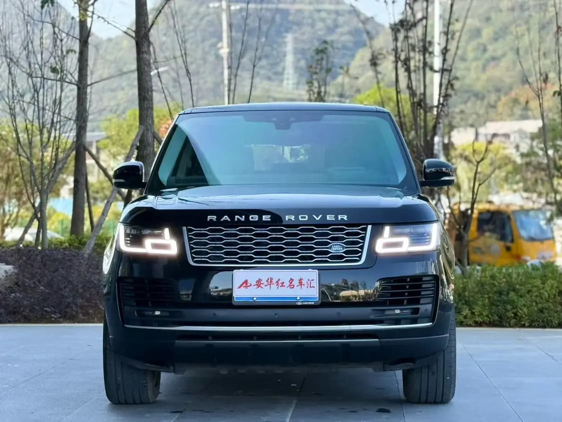 Land Rover Range rover 2021 г. 150044 км. — фото 2