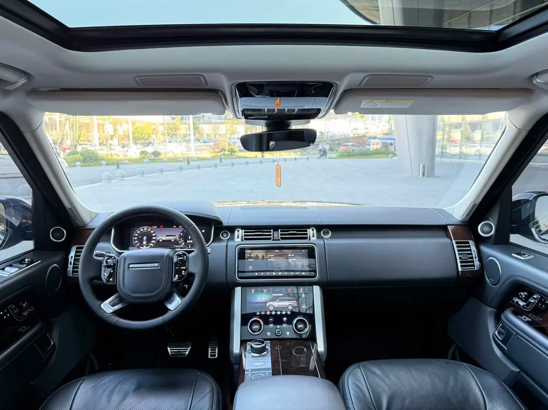 Land Rover Range rover 2021 г. 150044 км. — фото 16