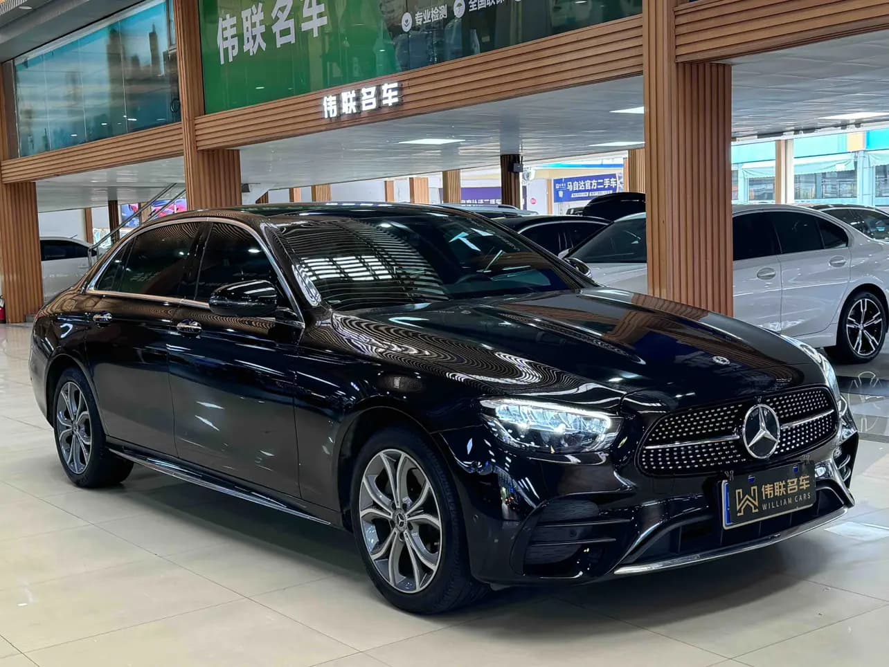 Mercedes-Benz E-Class 2021 г. 51094 км. — фото 3