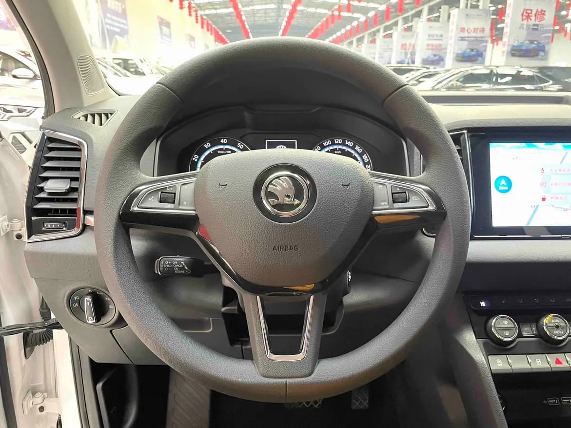 Skoda Karoq 2021 г. 20360 км. — фото 12