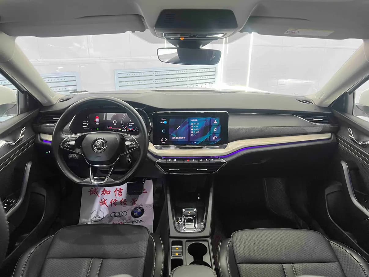 Skoda Octavia 2022 г. 46068 км. — фото 12