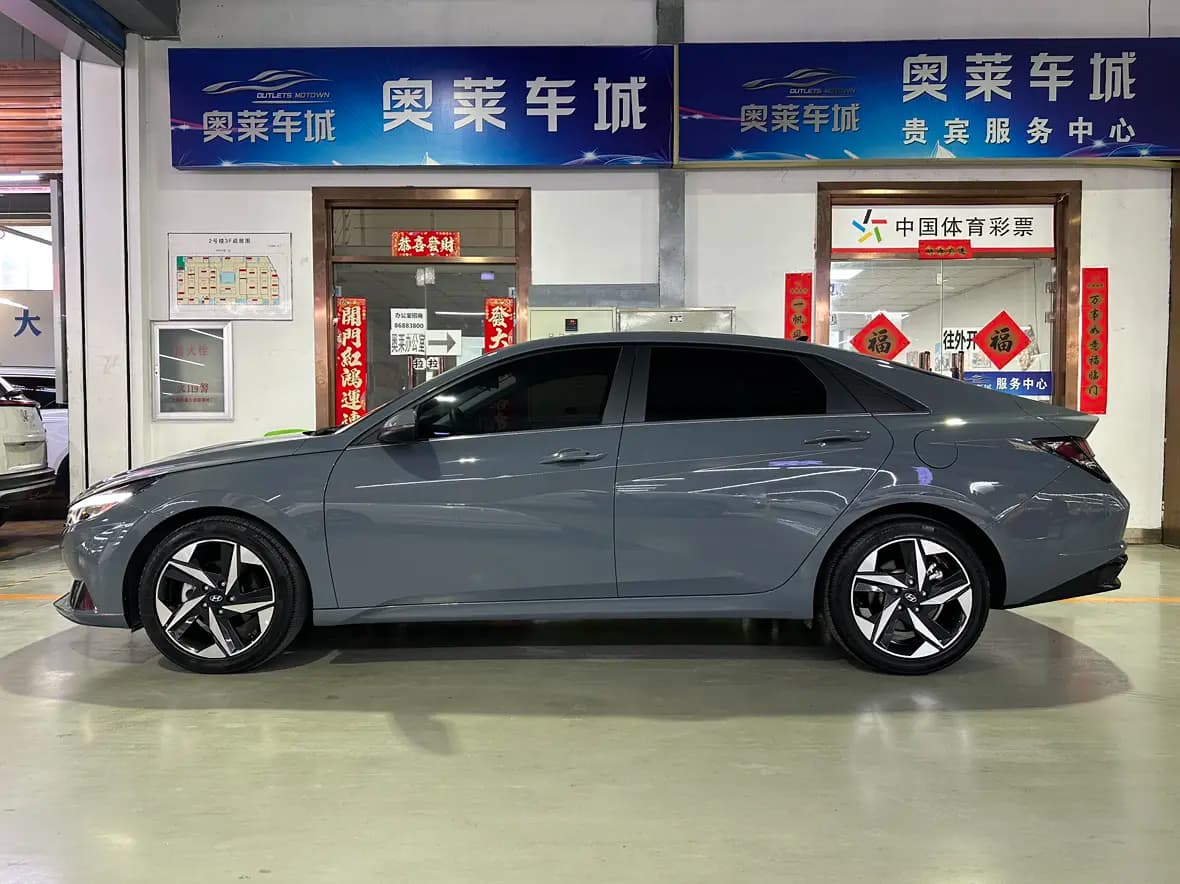 Hyundai Elantra 2022 г. 28143 км. — фото 4