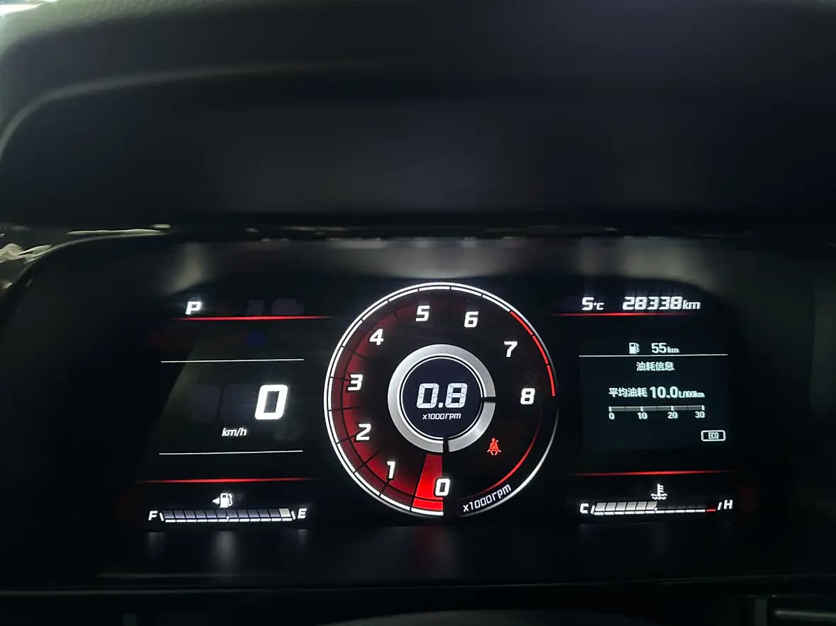 Hyundai Elantra 2022 г. 28143 км. — фото 10