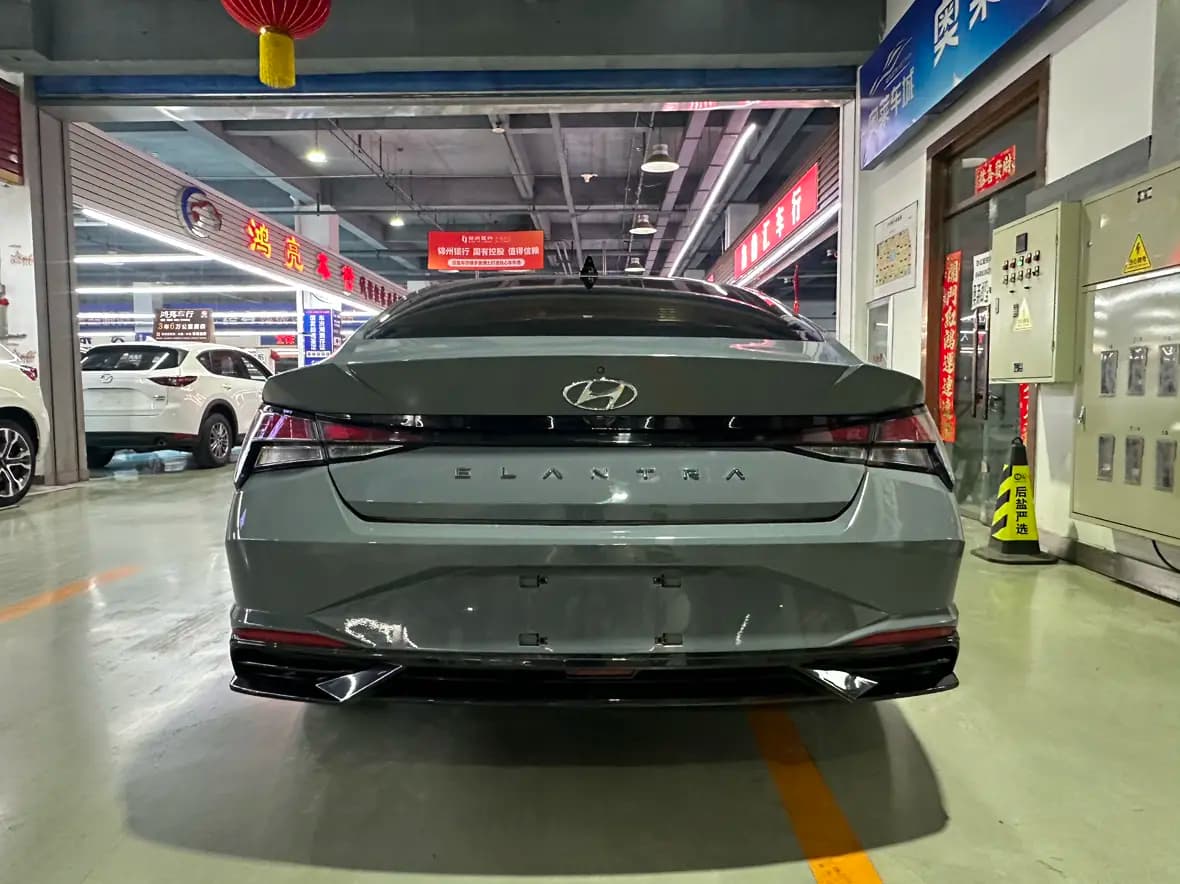 Hyundai Elantra 2021 г. 48142 км. — фото 6