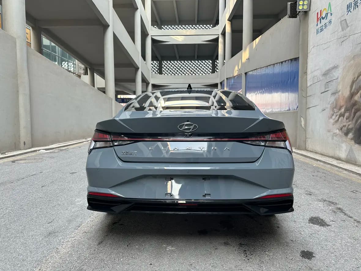 Hyundai Elantra 2022 г. 44141 км. — фото 5