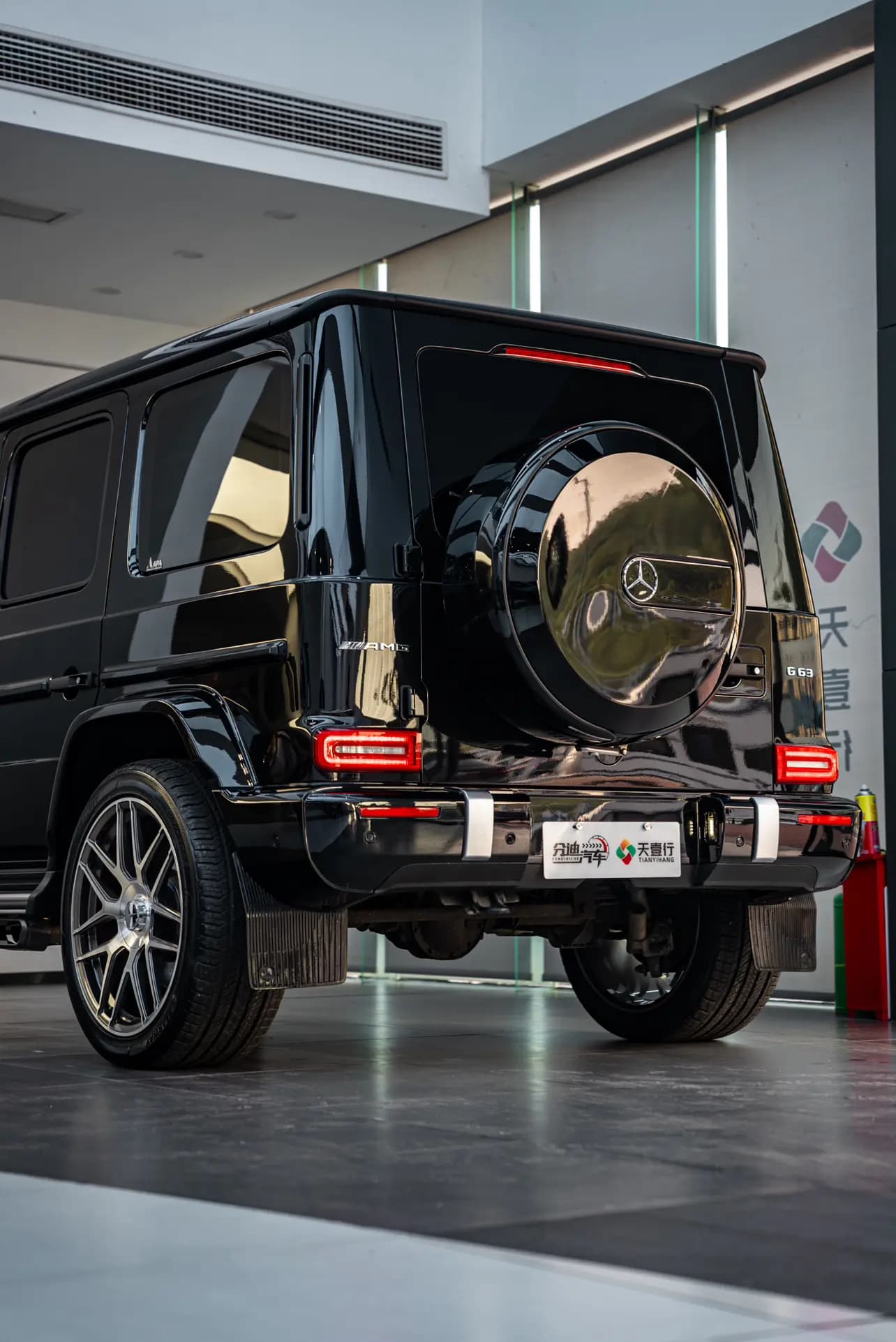 Mercedes-Benz G-Class AMG 2021 г. 99036 км. — фото 11