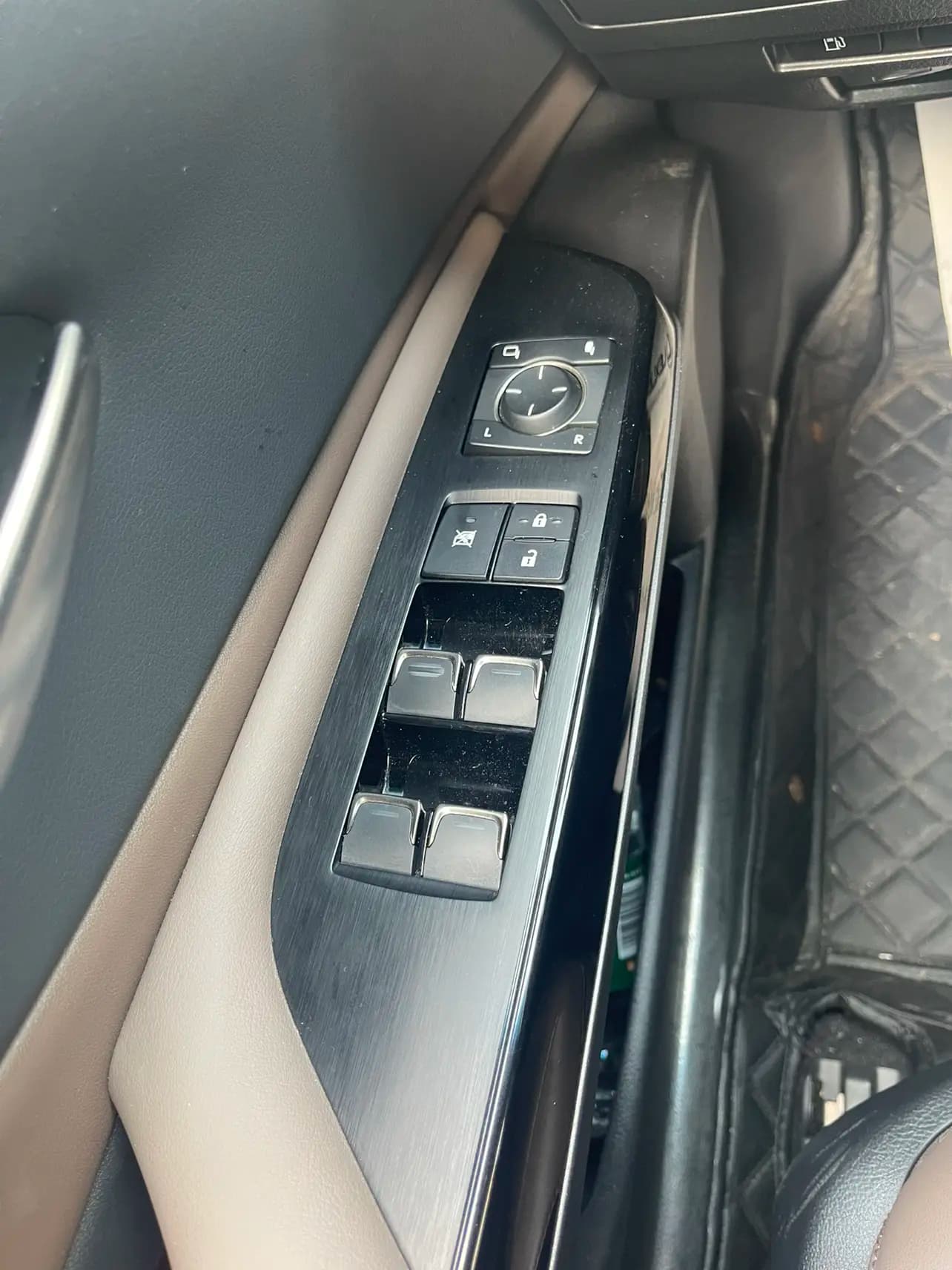 Lexus ES 2021 г. 9049 км. — фото 6