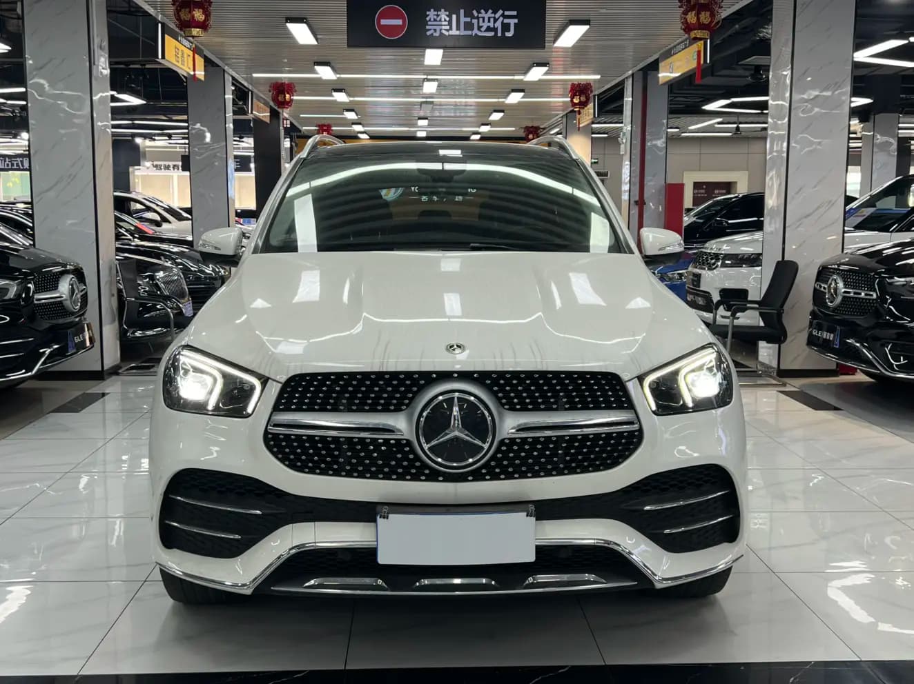 Mercedes-Benz GLE 2022 г. 34073 км. — фото 2