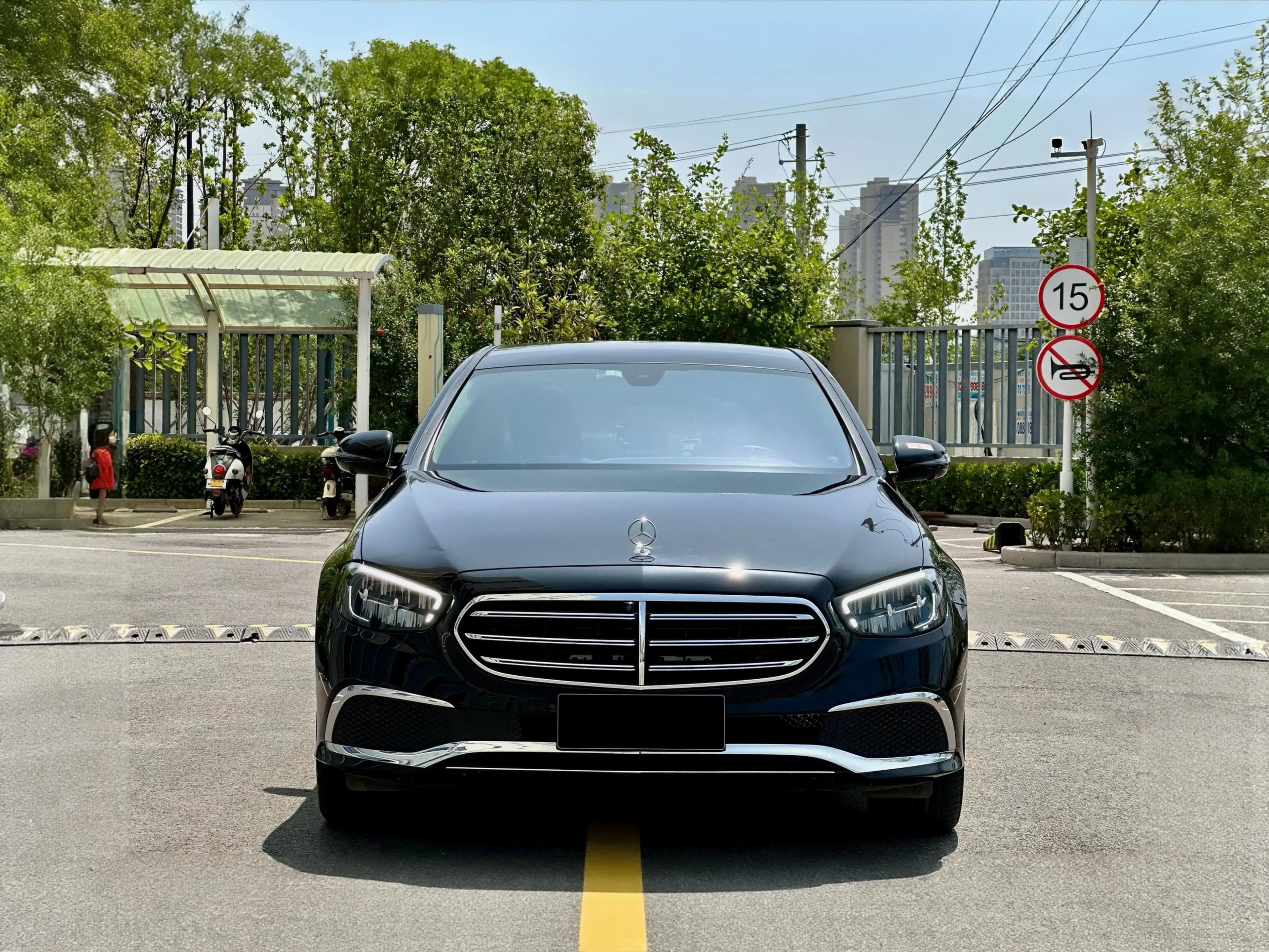 Mercedes-Benz E-Class 2021 г. 68060 км. — фото 2