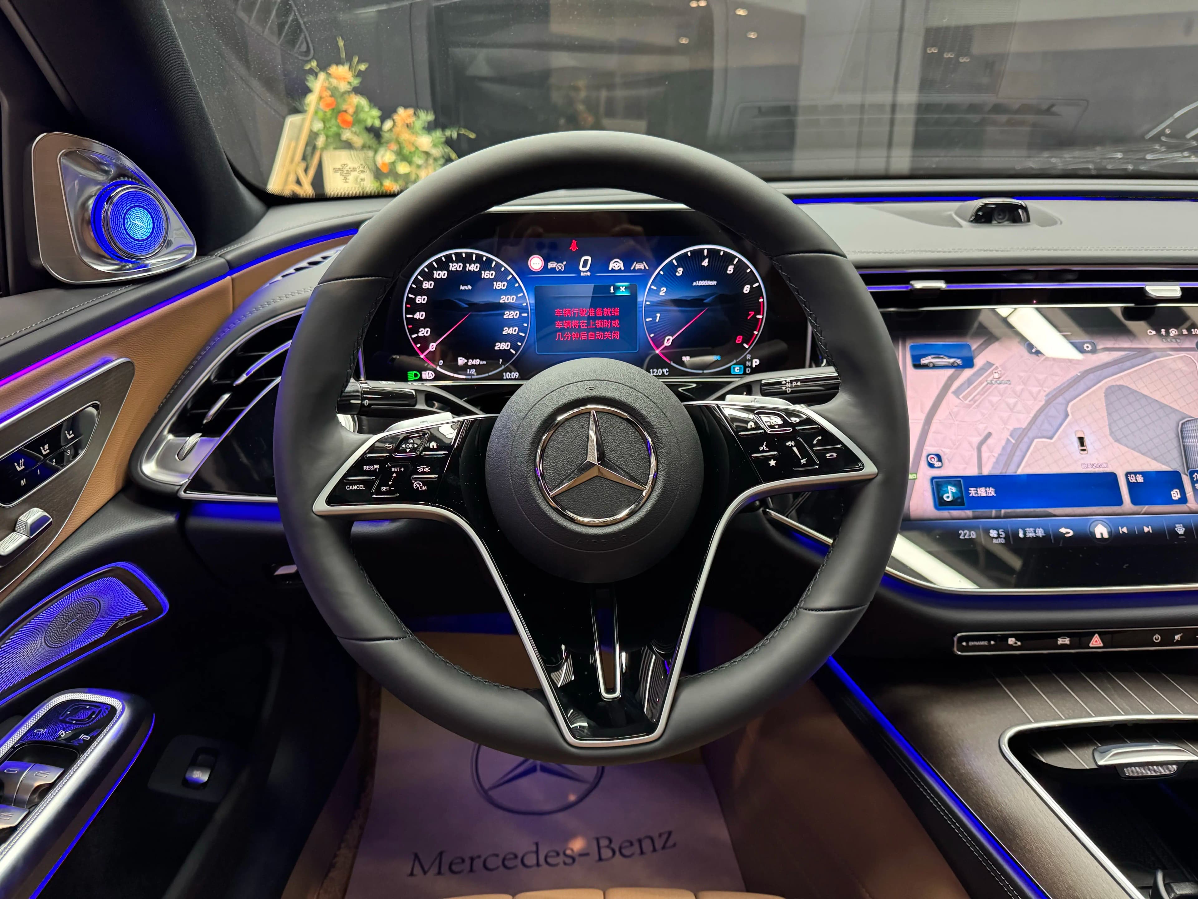 Mercedes-Benz E-Class 2025 г. 4363 км. — фото 12
