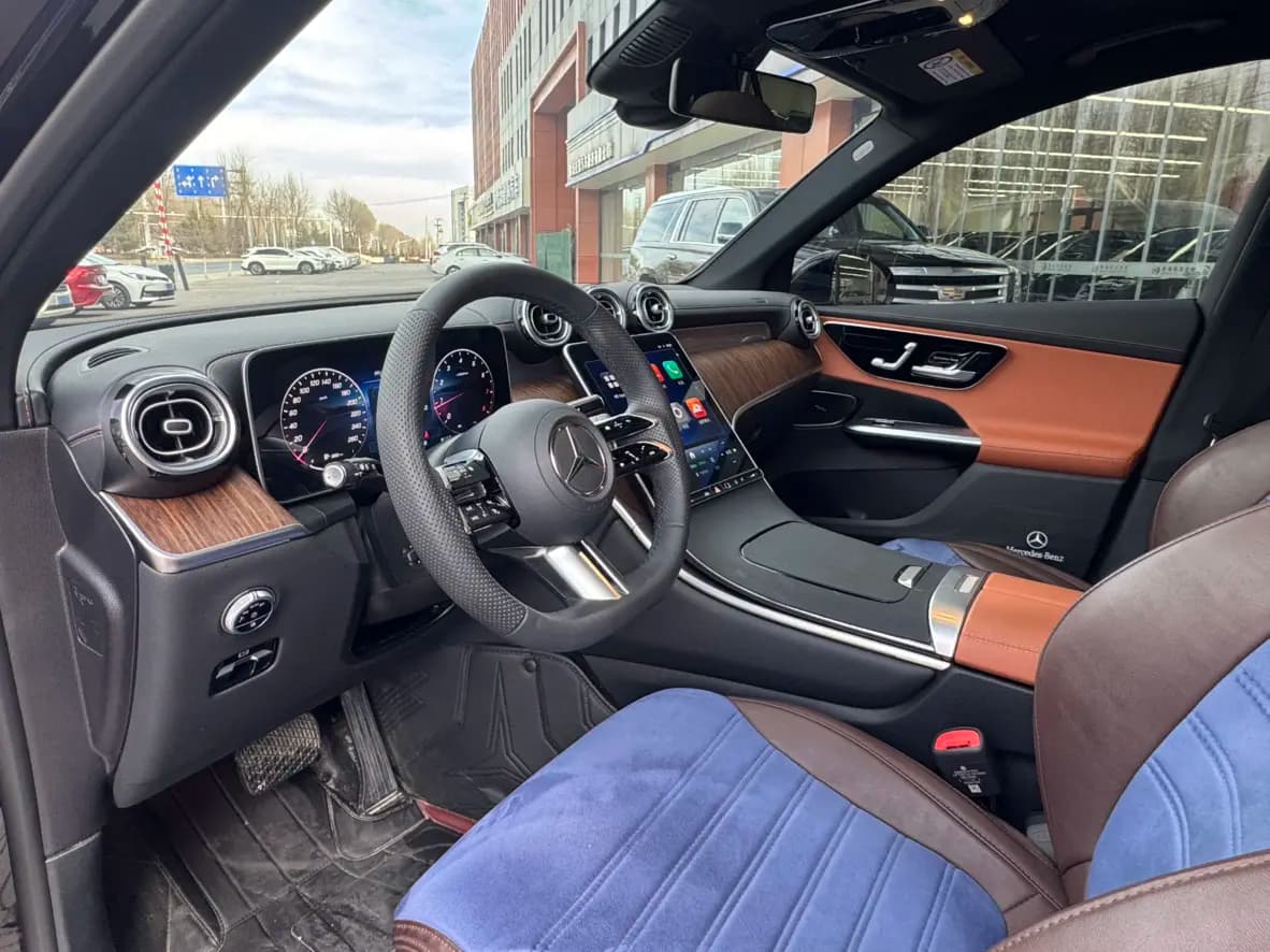 Mercedes-Benz GLC 2025 г. 25144 км. — фото 12