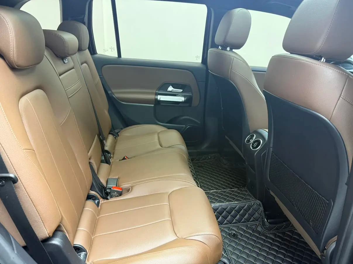 Mercedes-Benz GLB 2022 г. 49100 км. — фото 9