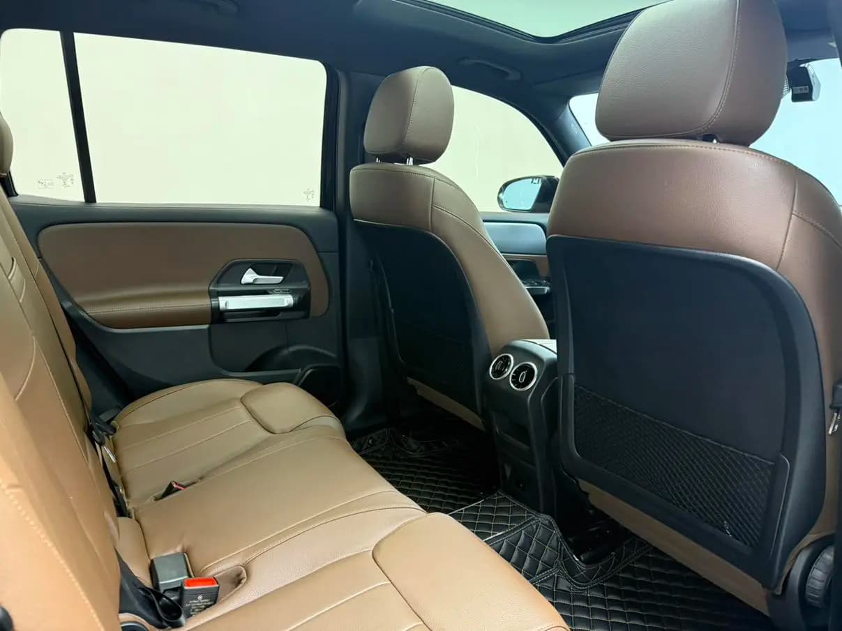 Mercedes-Benz GLB 2022 г. 49100 км. — фото 10