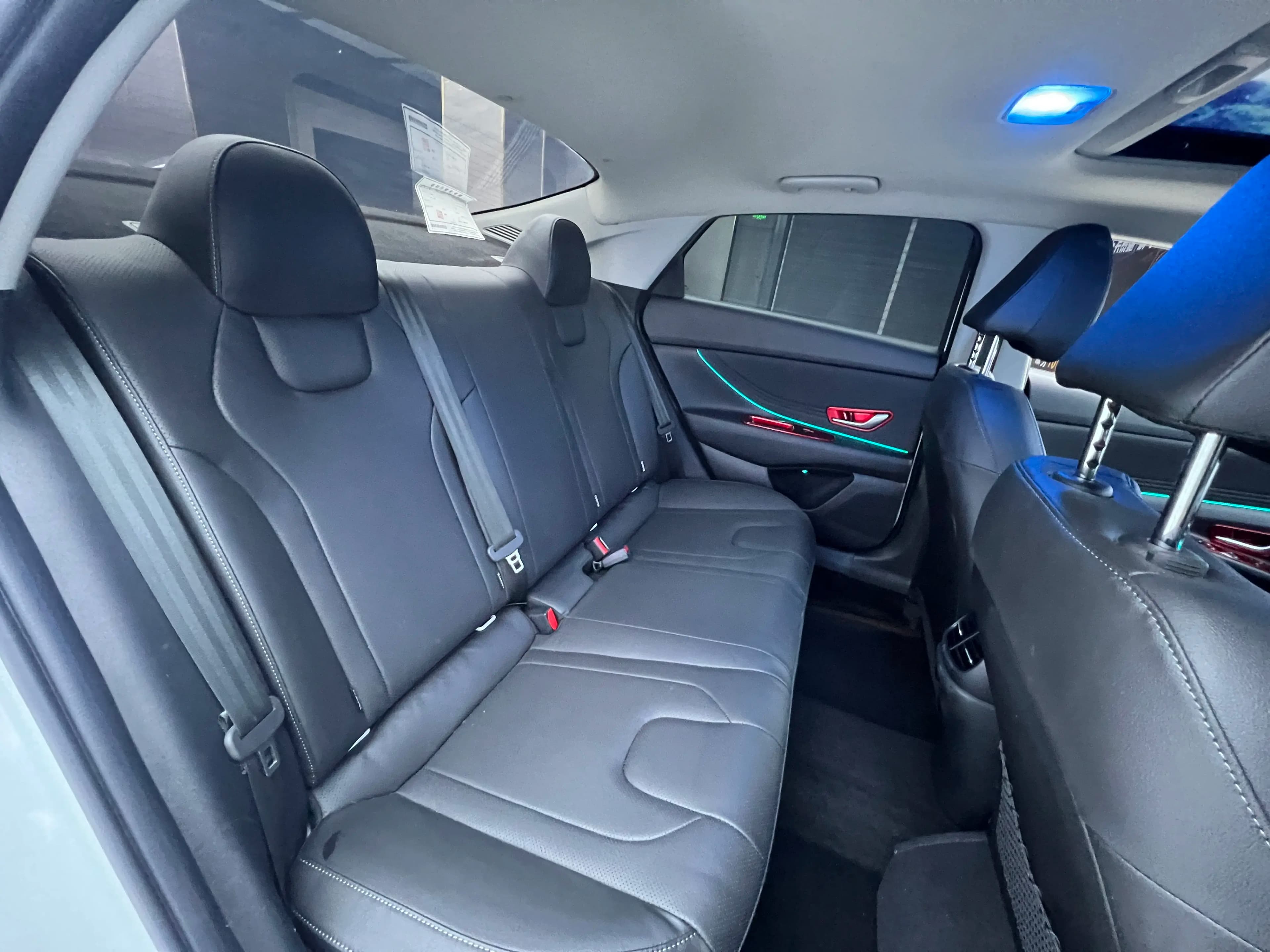 Hyundai Elantra 2023 г. 36014 км. — фото 27