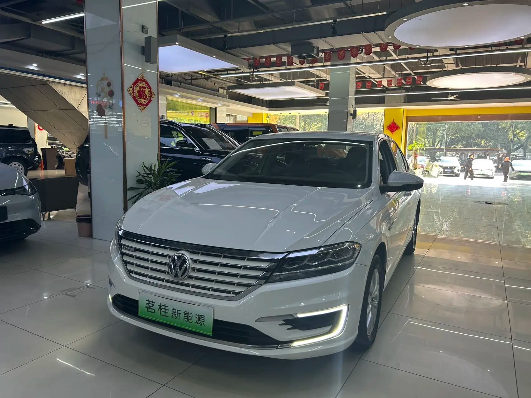 Volkswagen Lavida pure electric 2021 г. 50141 км.