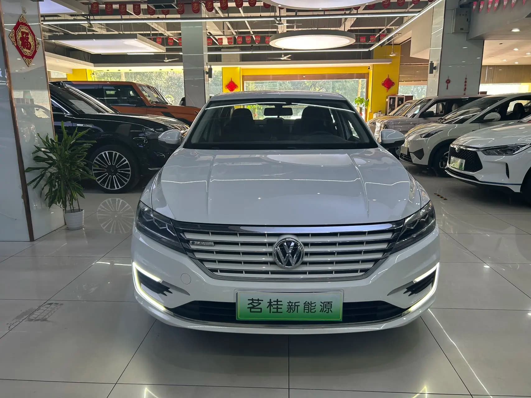 Volkswagen Lavida pure electric 2021 г. 50141 км. — фото 2