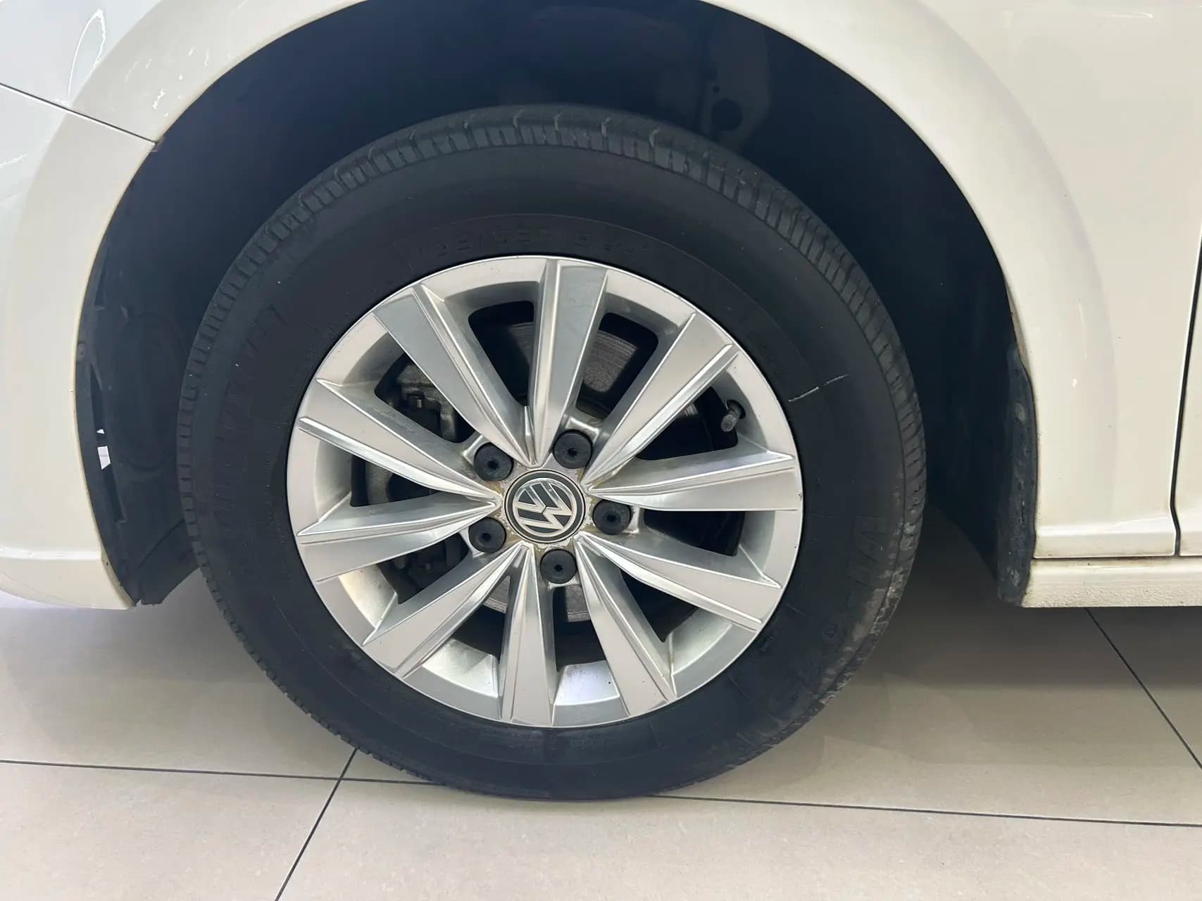 Volkswagen Lavida pure electric 2021 г. 50141 км. — фото 4
