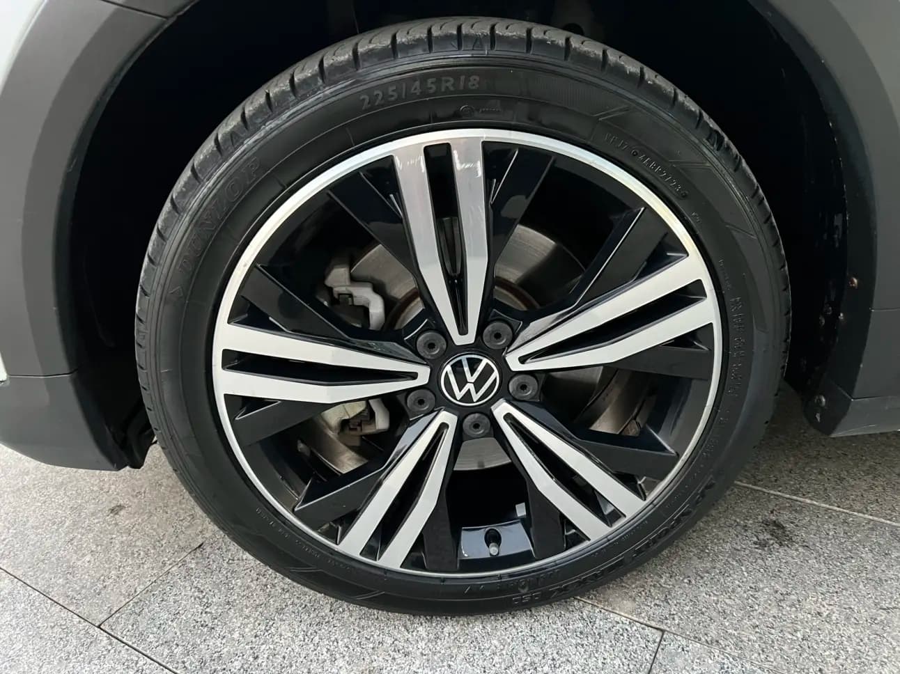 Volkswagen Touran L 2021 г. 90076 км. — фото 8
