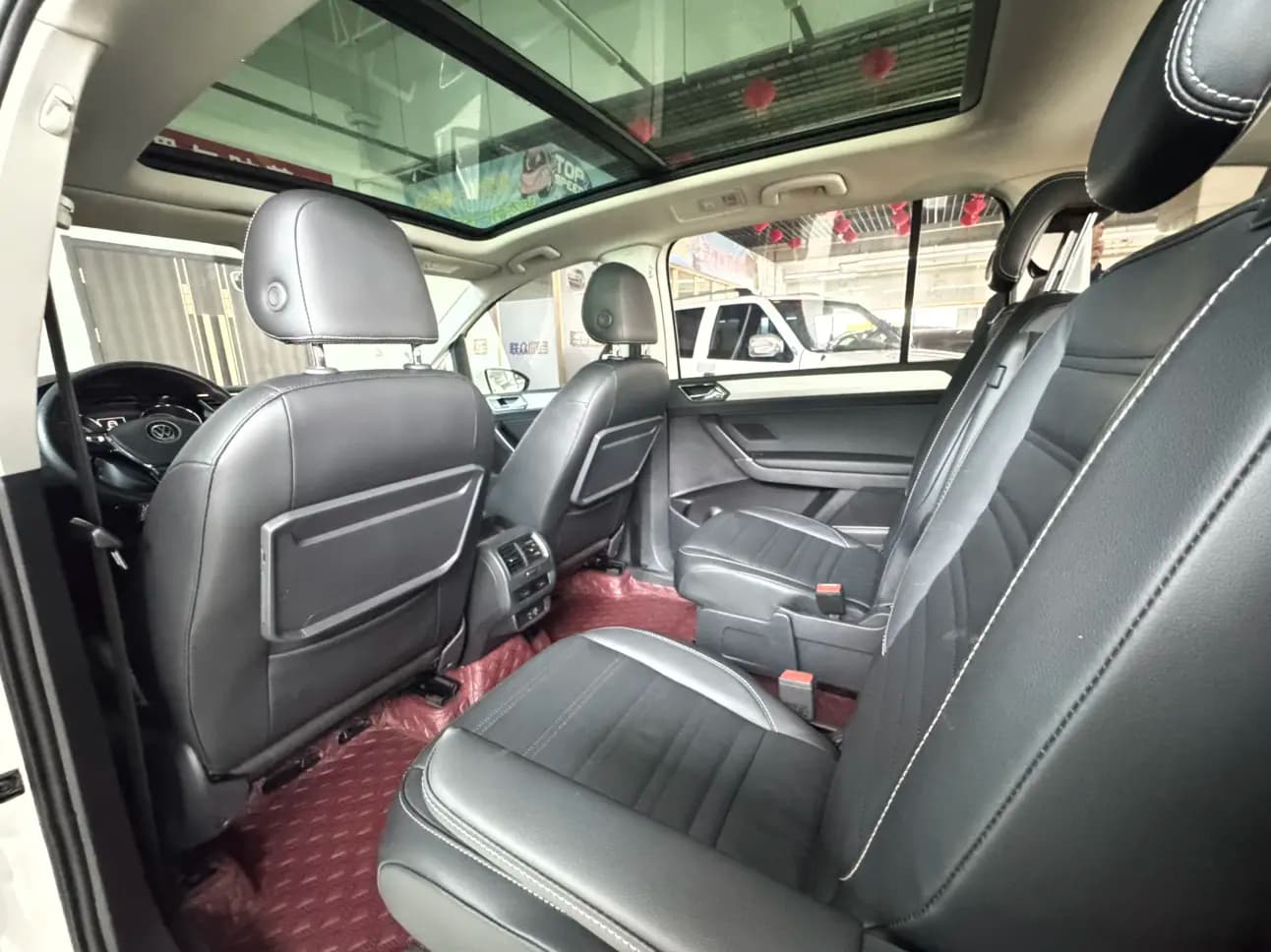Volkswagen Touran L 2022 г. 38077 км. — фото 11