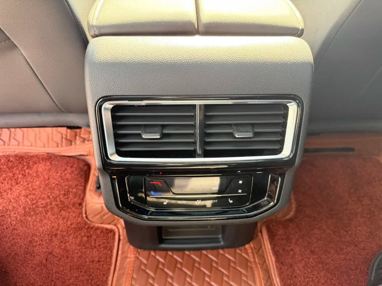 Volkswagen Teramont 2022 г. 20015 км. — фото 15